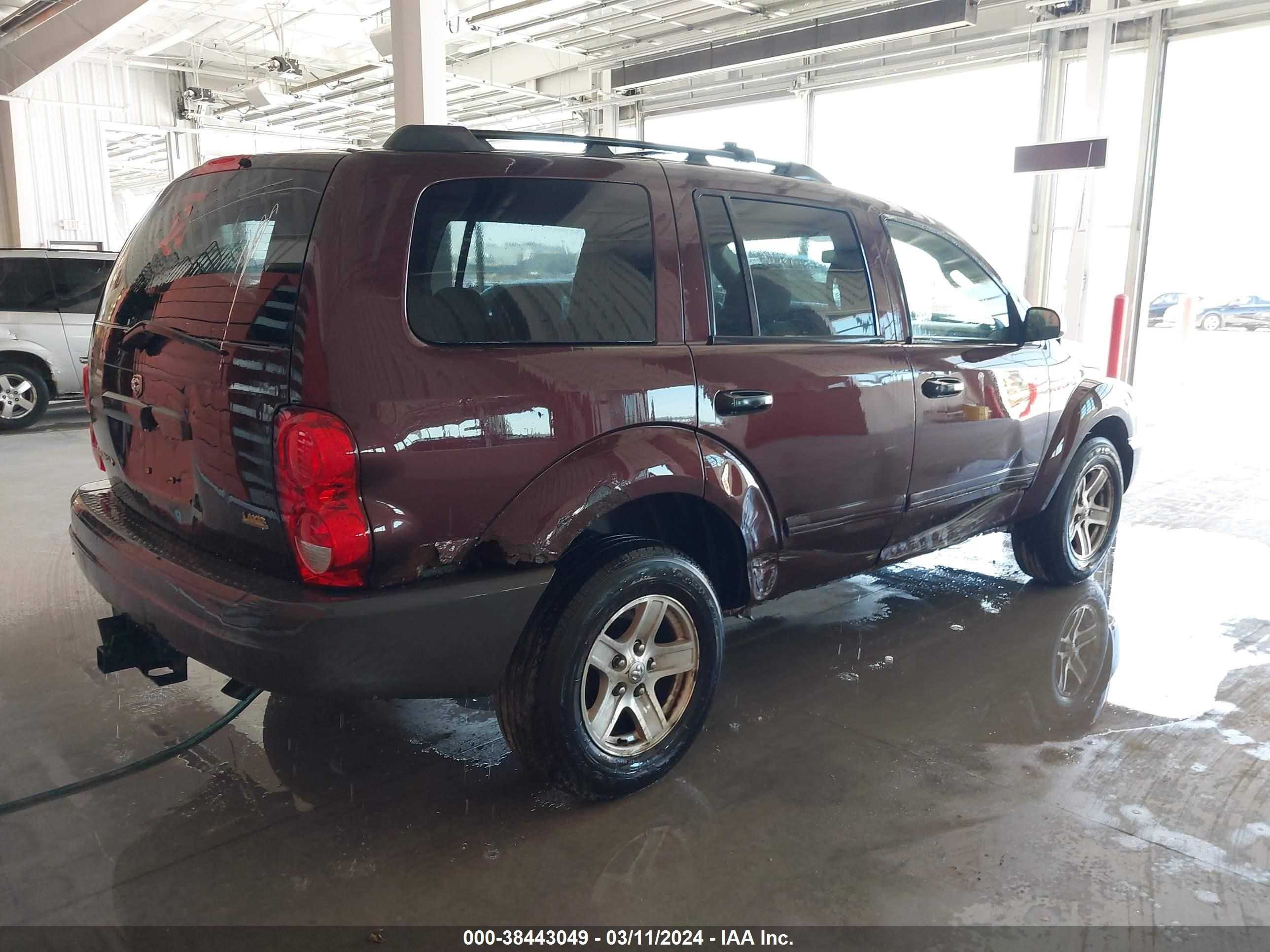 Photo 3 VIN: 1D4HB38N84F232348 - DODGE DURANGO 