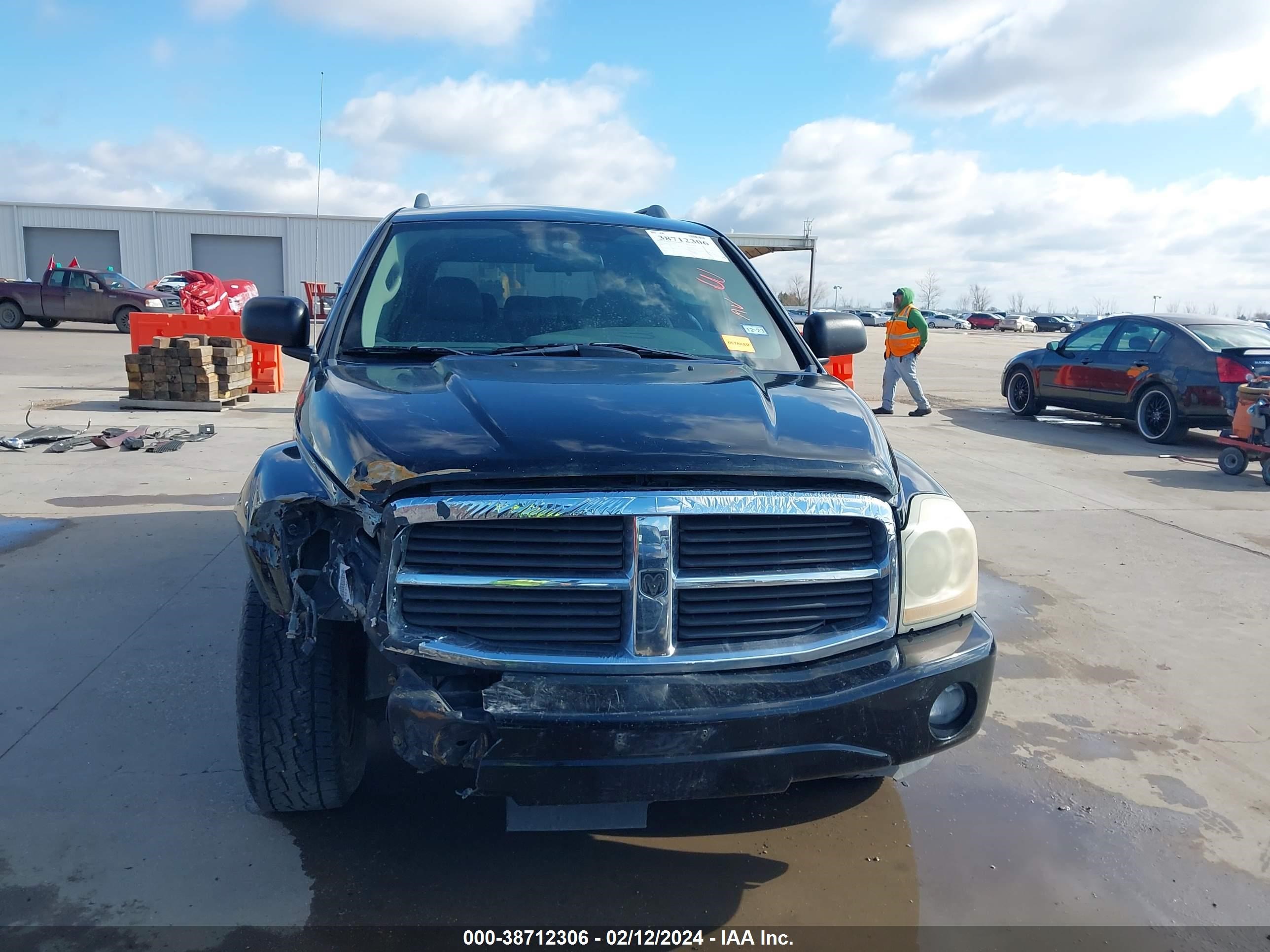 Photo 11 VIN: 1D4HB48N14F102126 - DODGE DURANGO 