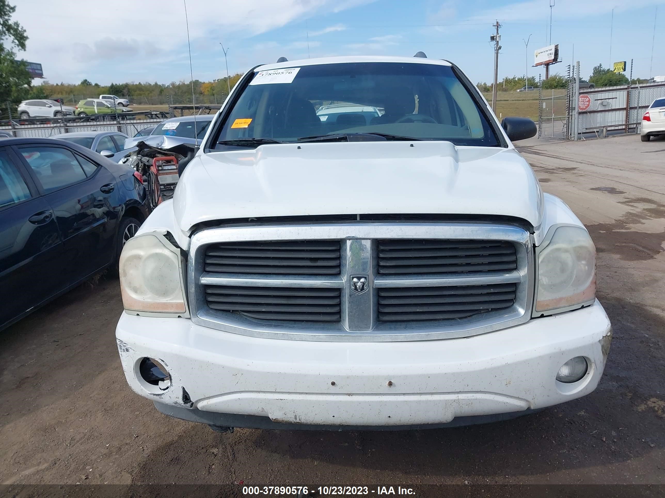 Photo 12 VIN: 1D4HB48NX5F521125 - DODGE DURANGO 