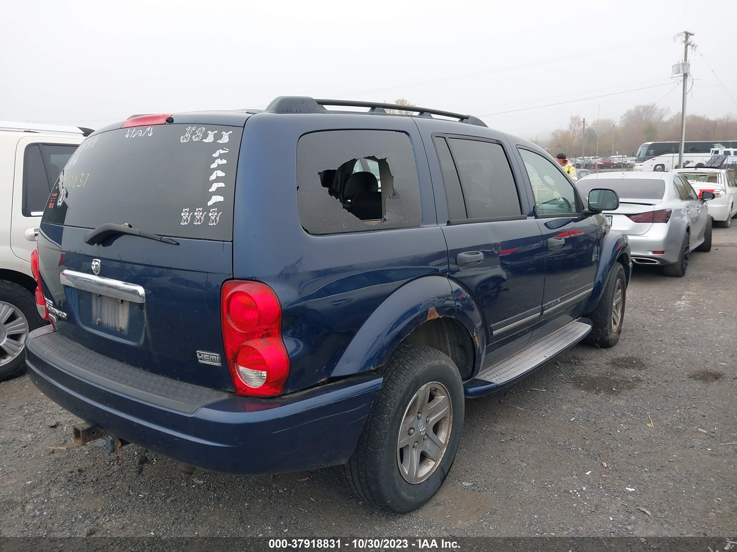 Photo 3 VIN: 1D4HB58D65F556371 - DODGE DURANGO 