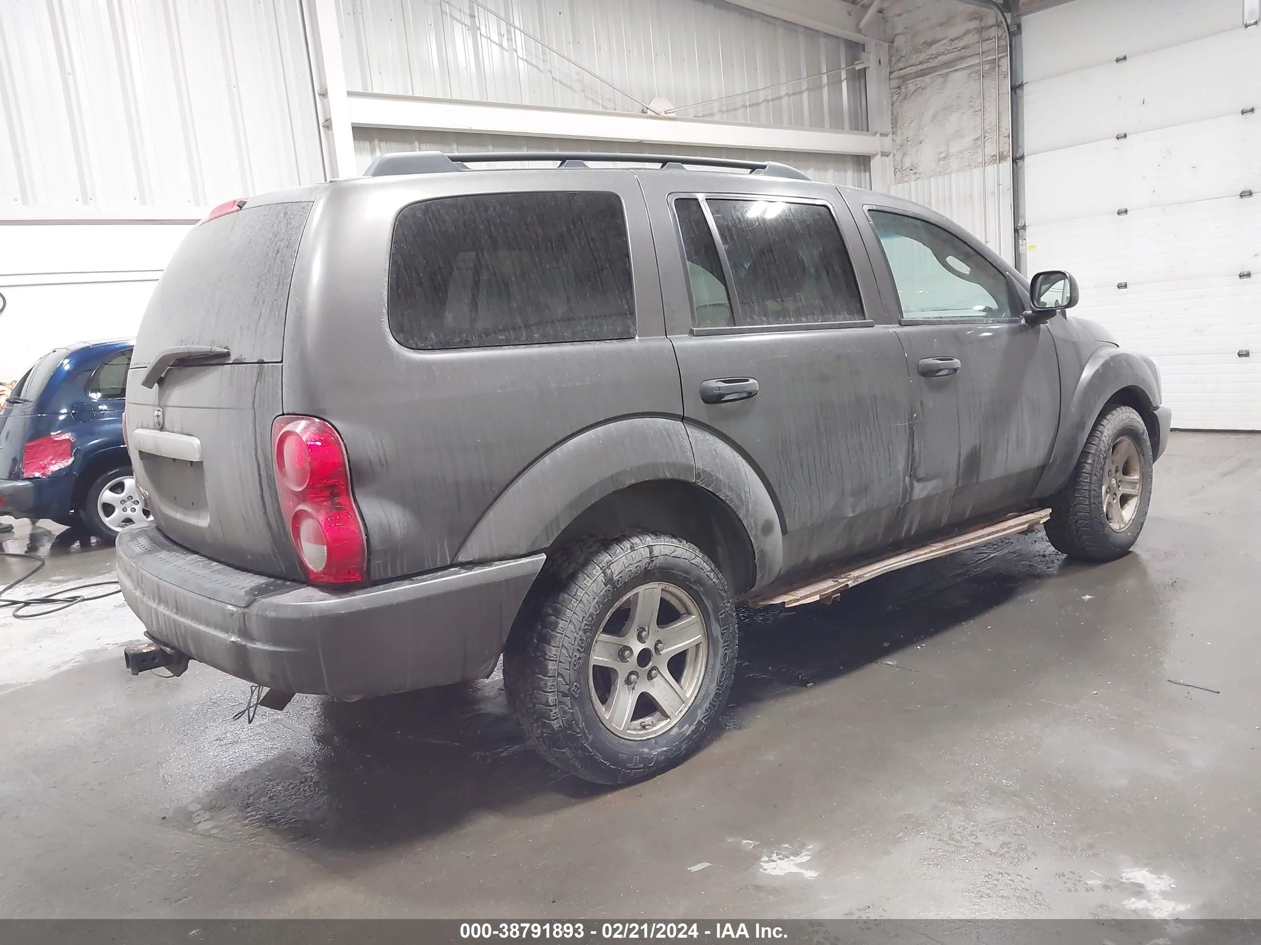 Photo 3 VIN: 1D4HB58N44F167719 - DODGE DURANGO 