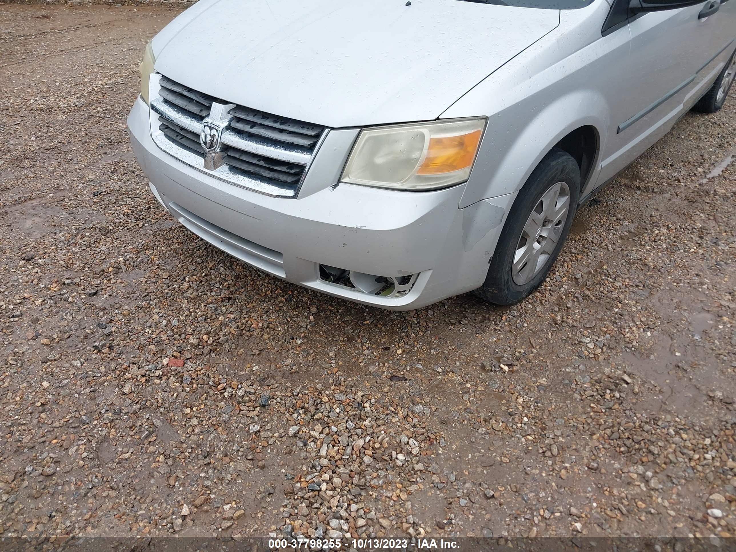 Photo 5 VIN: 1D4HN11E29B506423 - DODGE CARAVAN 