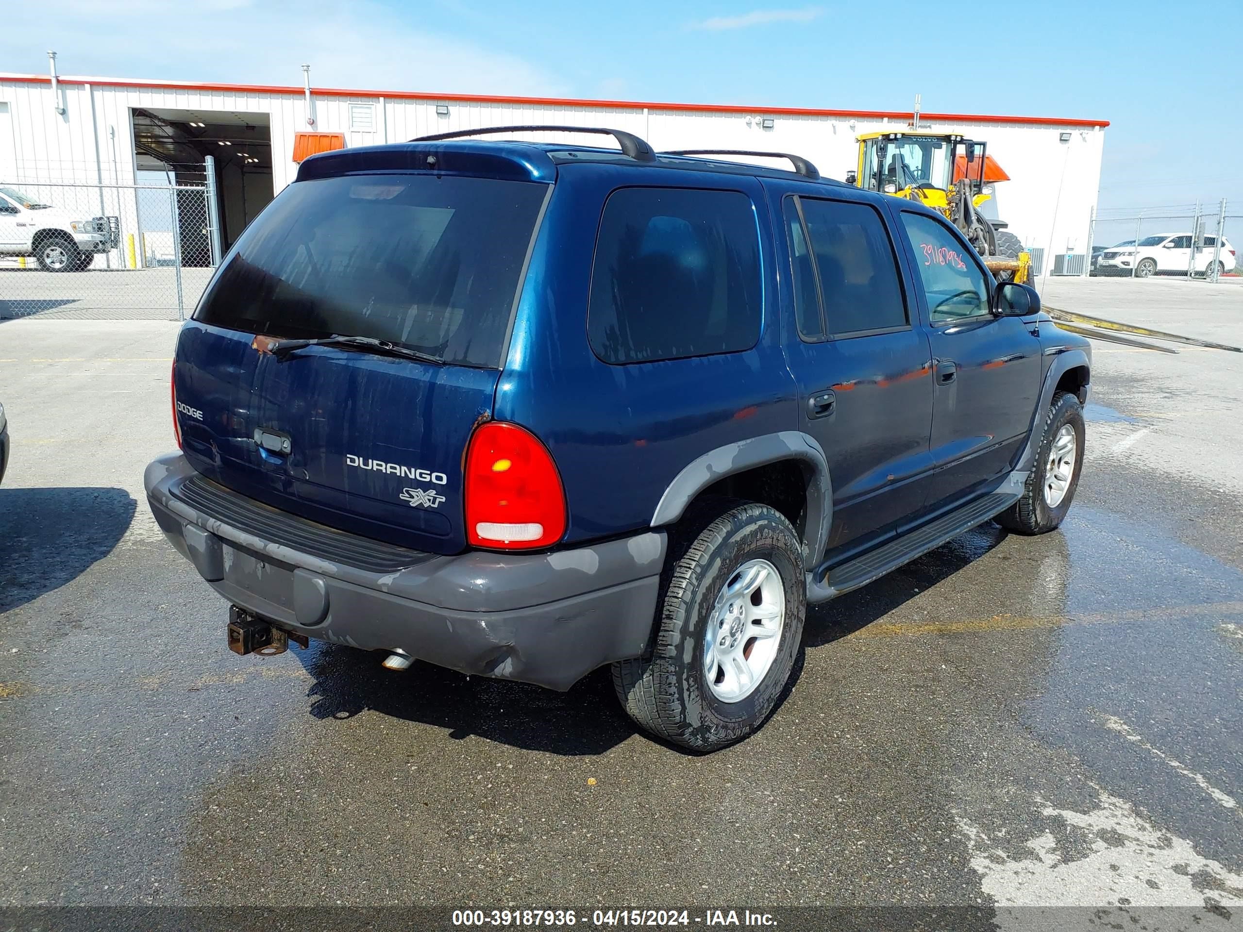 Photo 3 VIN: 1D4HS38N33F618013 - DODGE DURANGO 