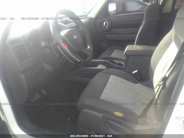 Photo 4 VIN: 1D4PT4GK4AW173946 - DODGE NITRO 