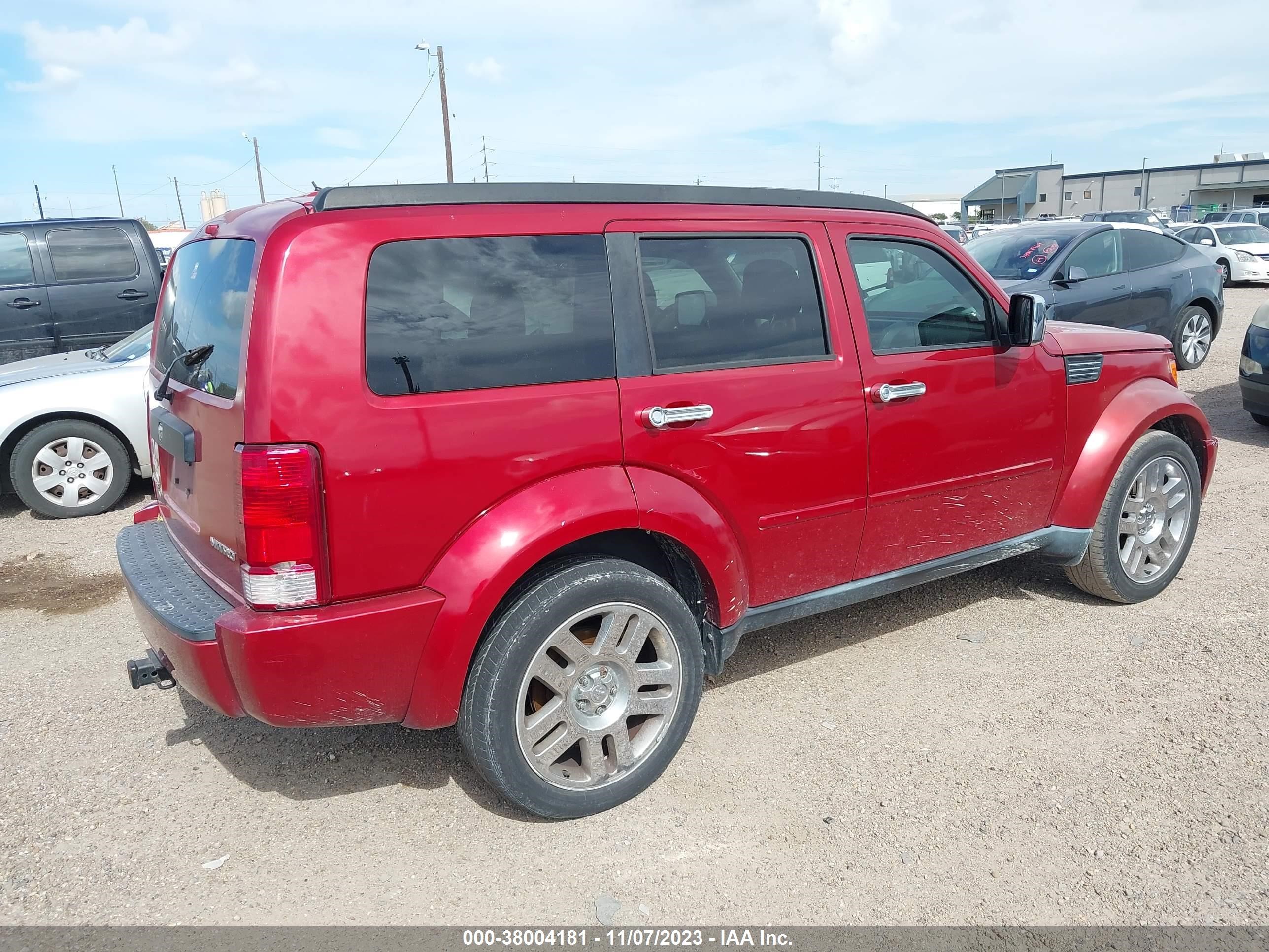 Photo 3 VIN: 1D4PT4GKXAW173613 - DODGE NITRO 