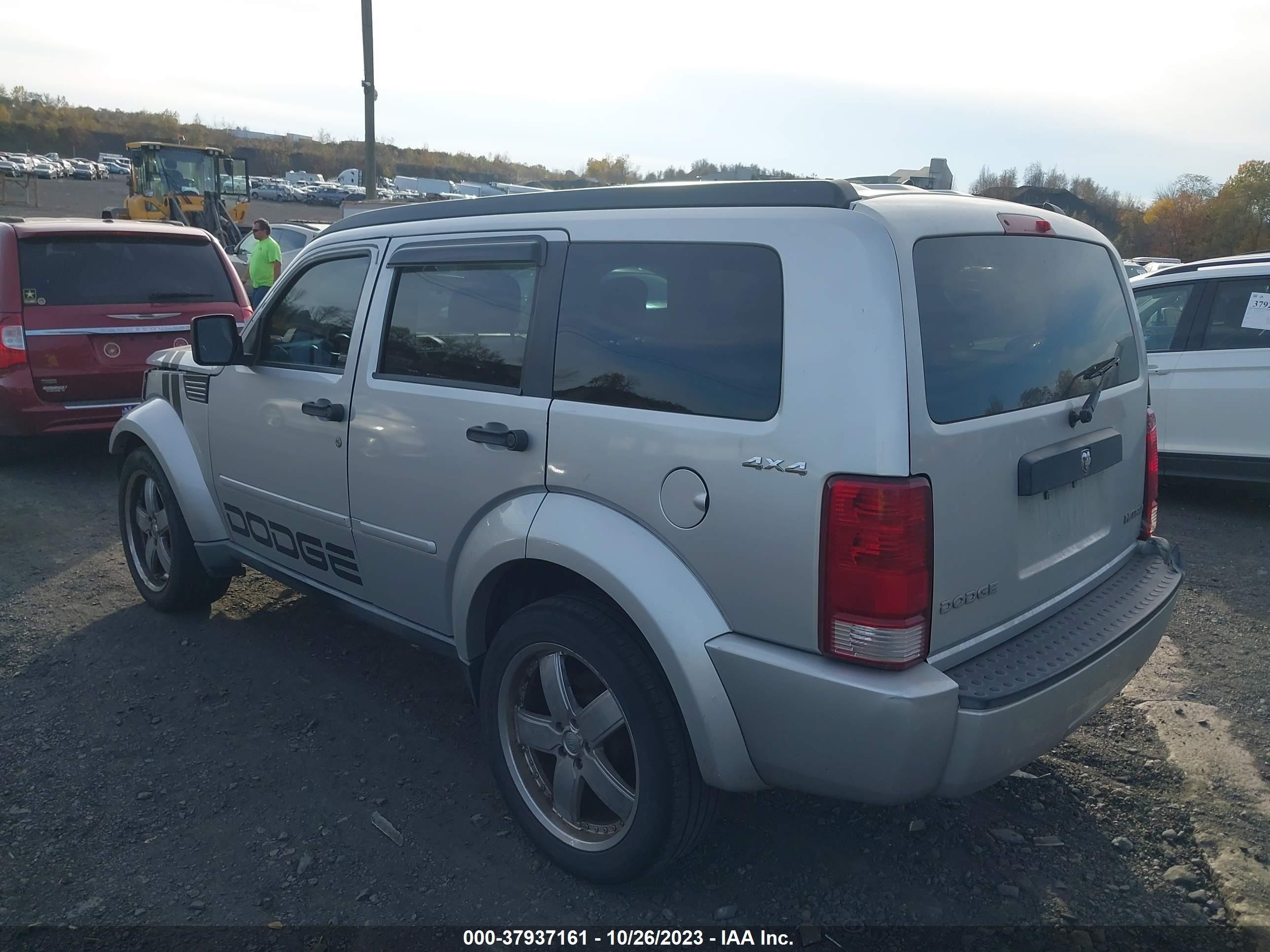 Photo 2 VIN: 1D4PU2GK0AW121716 - DODGE NITRO 