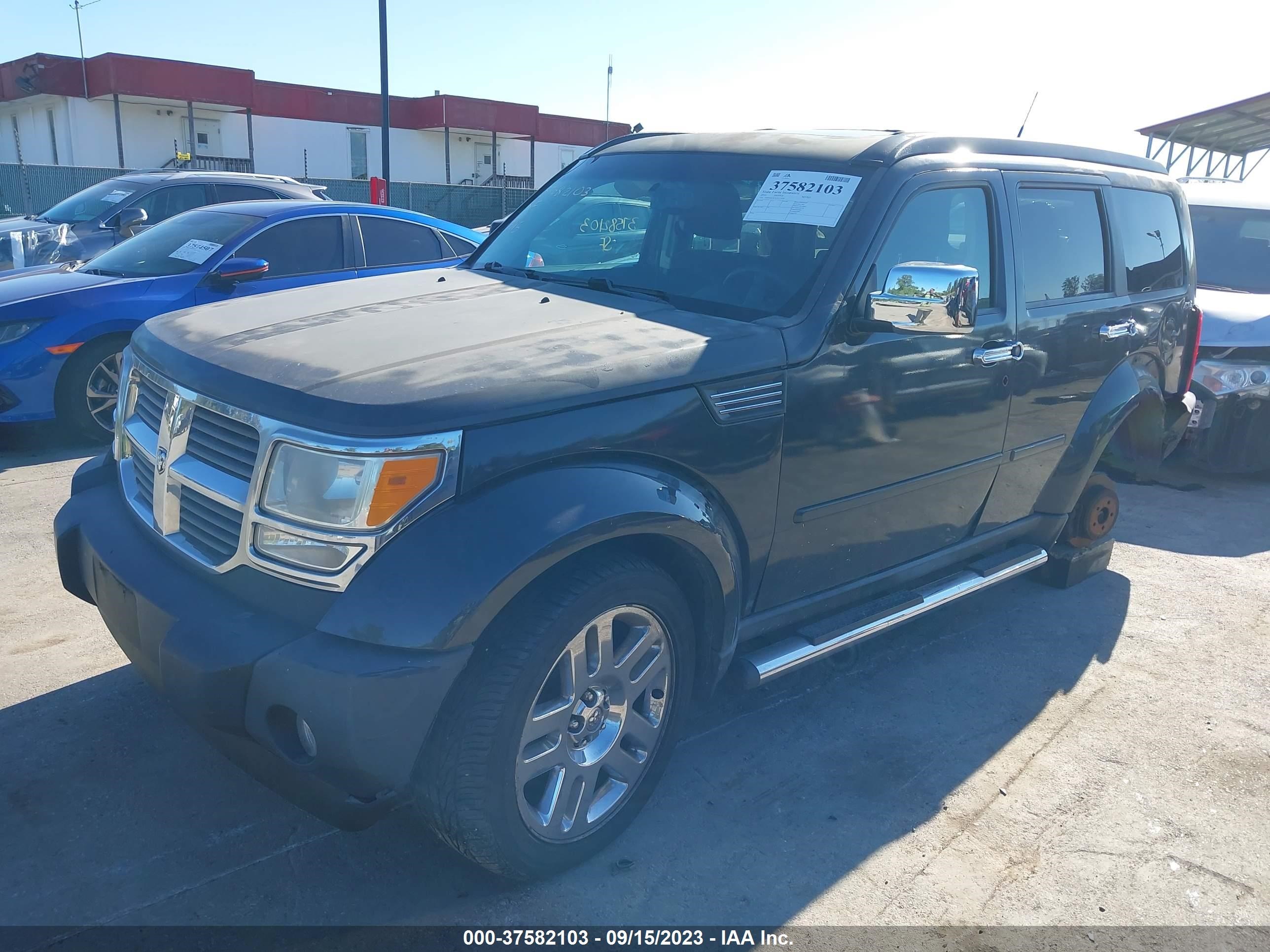 Photo 1 VIN: 1D4PU4GX4BW559860 - DODGE NITRO 