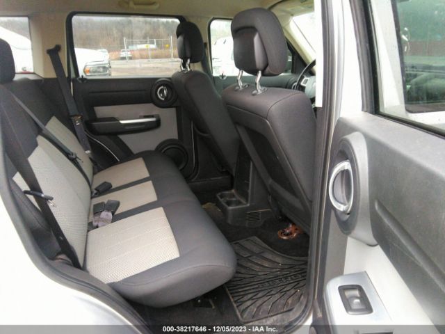 Photo 7 VIN: 1D4PU5GK4AW138679 - DODGE NITRO 