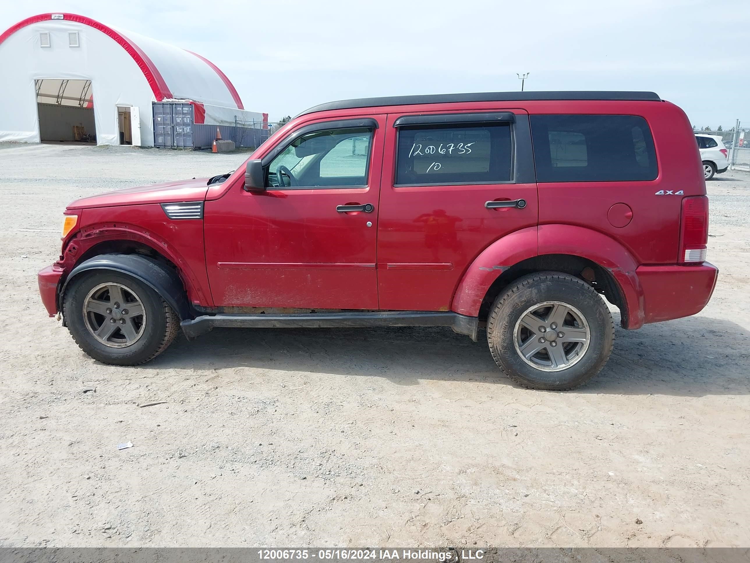 Photo 14 VIN: 1D4PU5GKXAW117139 - DODGE NITRO 