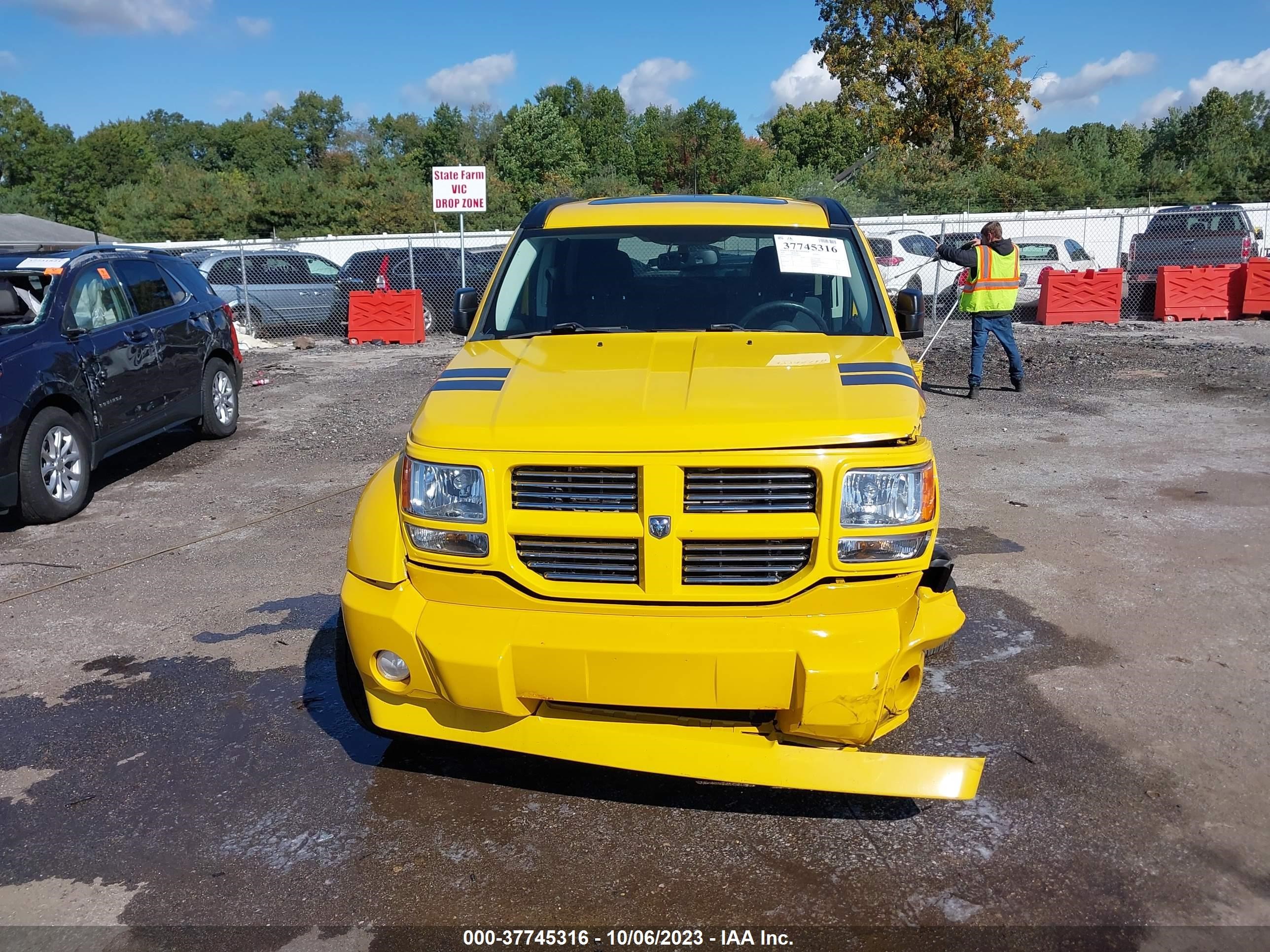 Photo 12 VIN: 1D4PU6GX5BW508606 - DODGE NITRO 