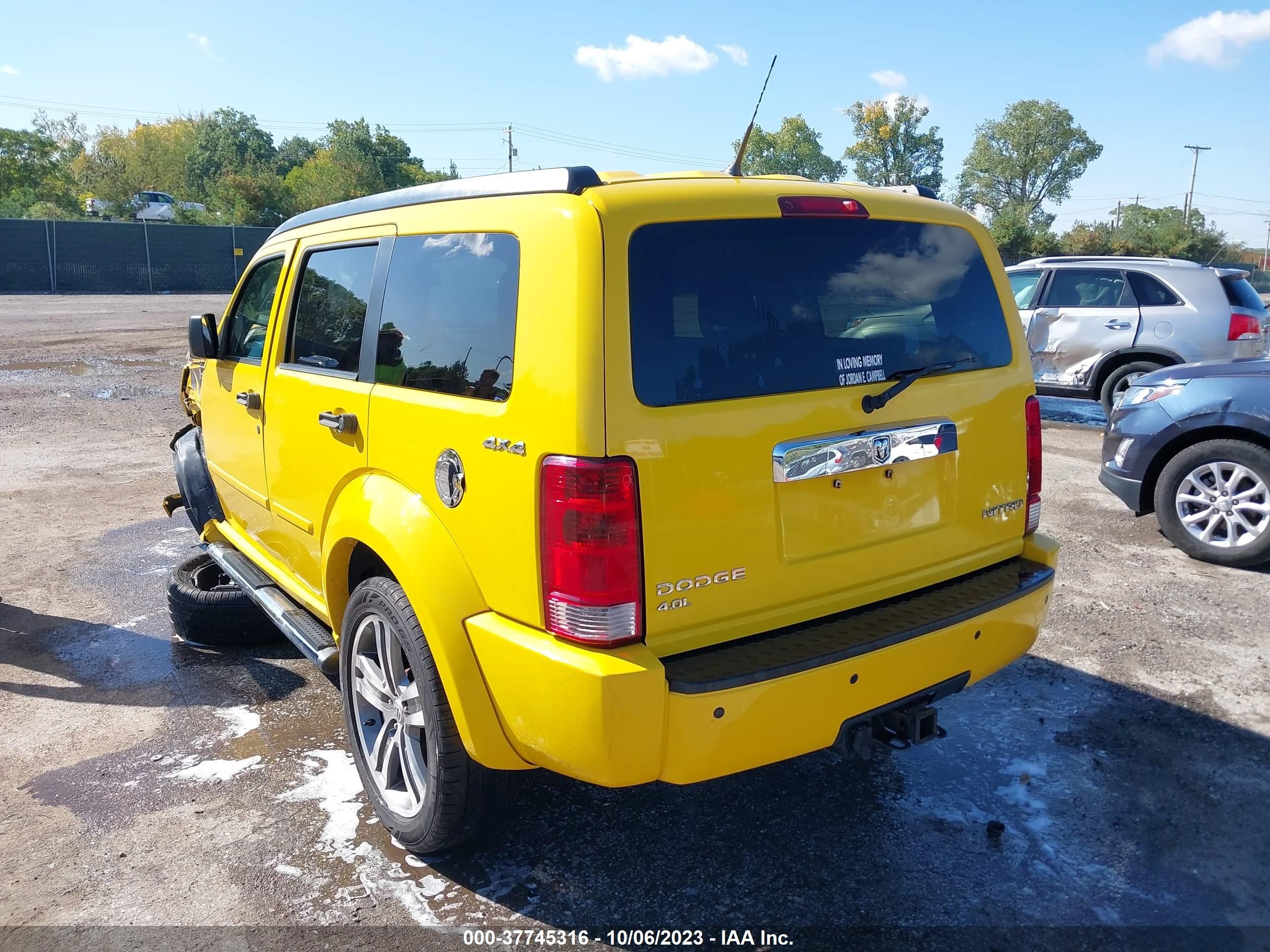 Photo 2 VIN: 1D4PU6GX5BW508606 - DODGE NITRO 