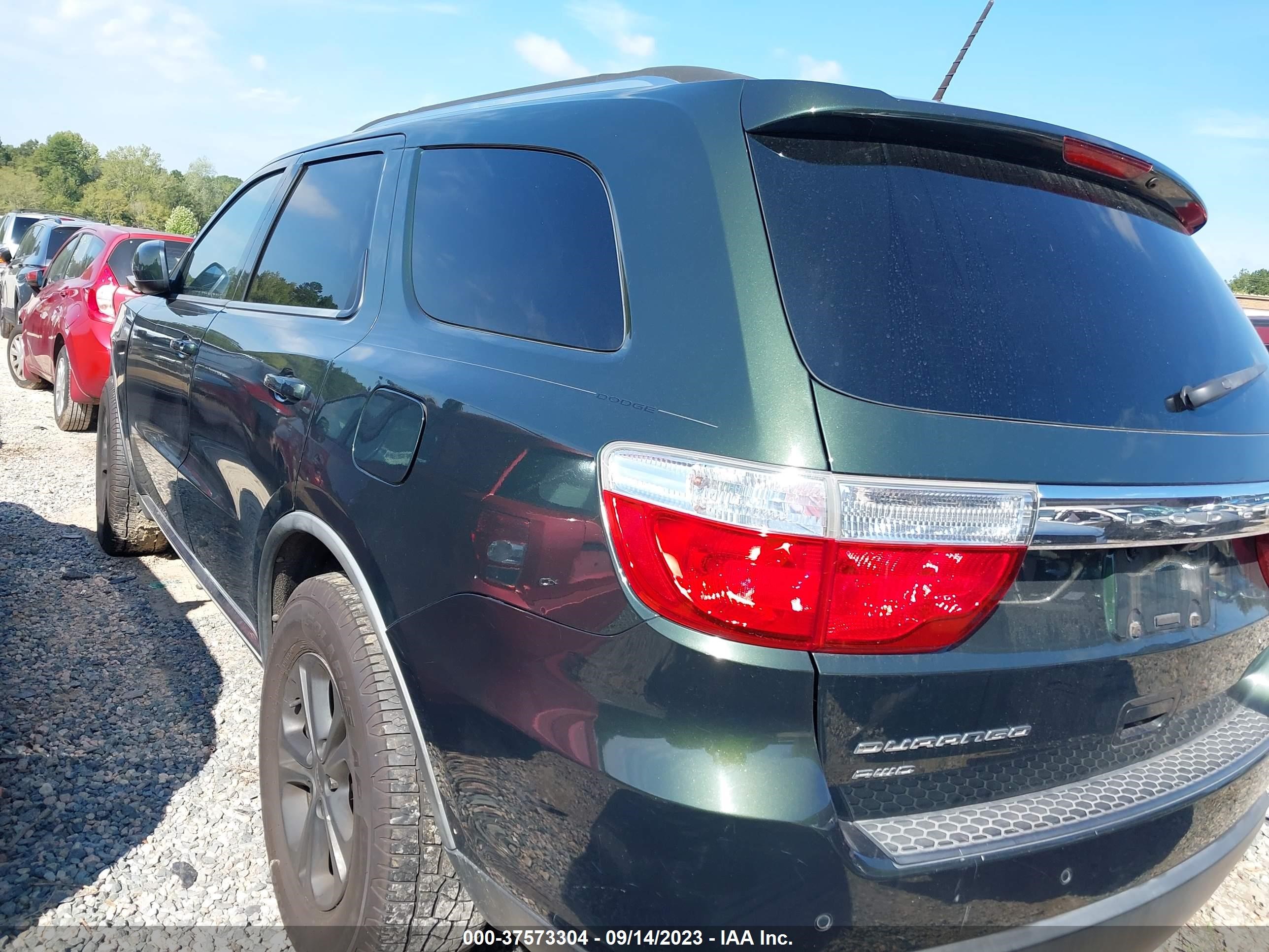 Photo 2 VIN: 1D4RE2GG3BC733137 - DODGE DURANGO 