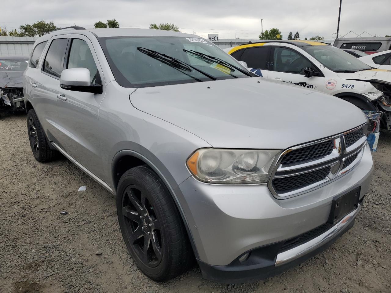 Photo 3 VIN: 1D4RE4GG1BC742415 - DODGE DURANGO 