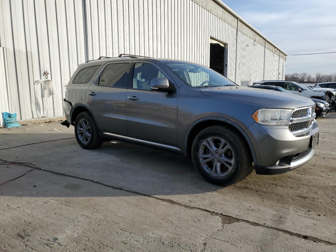 Photo 3 VIN: 1D4RE4GG2BC705051 - DODGE DURANGO 