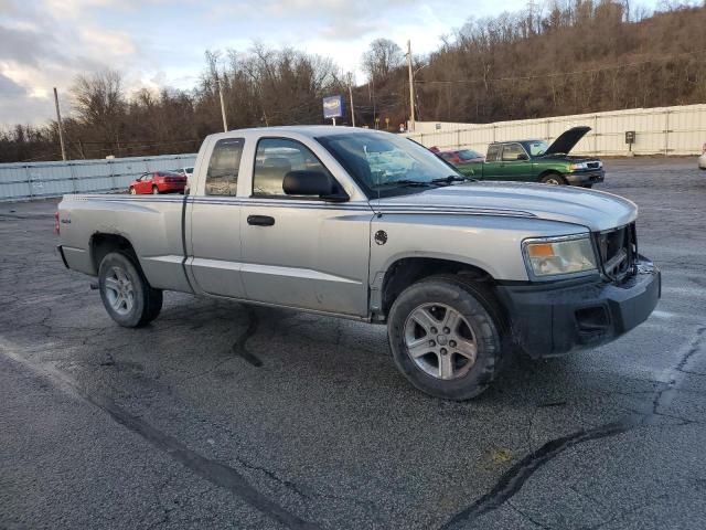 Photo 3 VIN: 1D7CW2BKXAS184235 - DODGE DAKOTA 