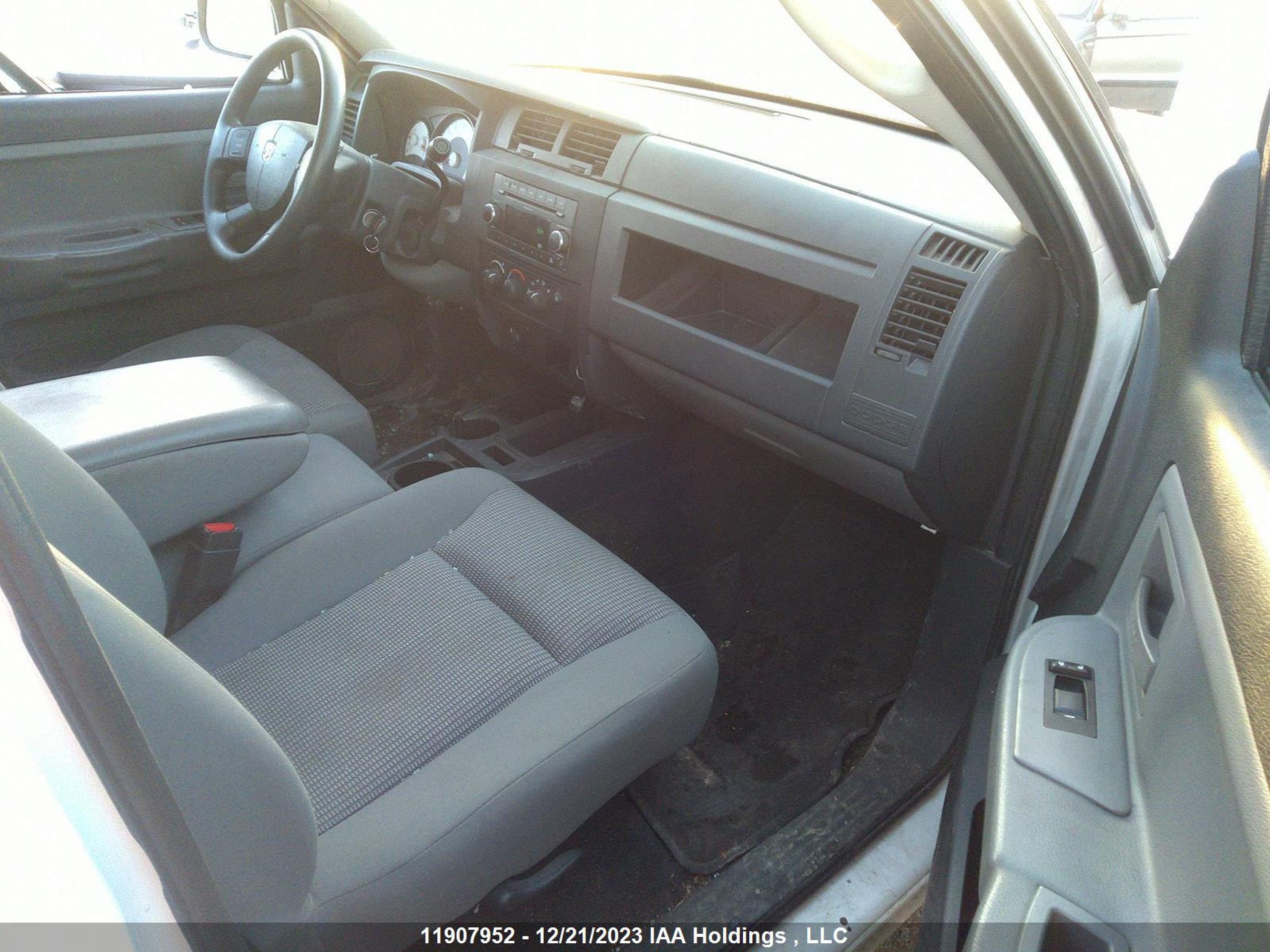 Photo 4 VIN: 1D7CW3GP1AS131756 - DODGE DAKOTA 