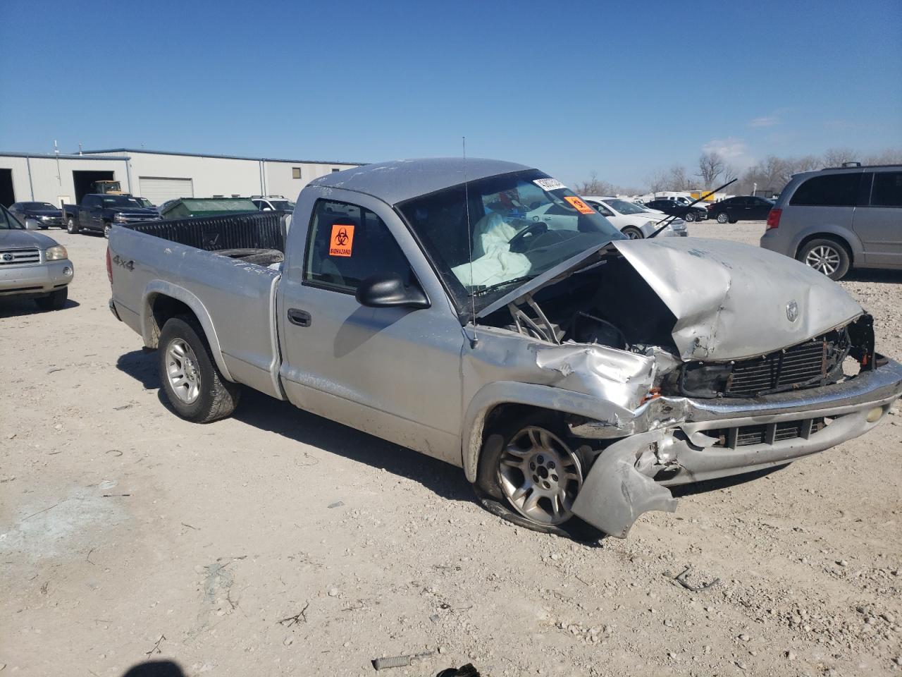 Photo 3 VIN: 1D7GG46K74S682627 - DODGE DAKOTA 