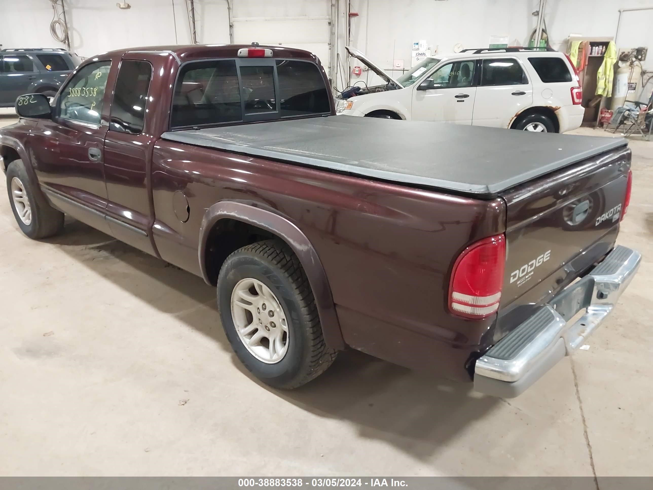 Photo 2 VIN: 1D7GL42K24S698400 - DODGE DAKOTA 