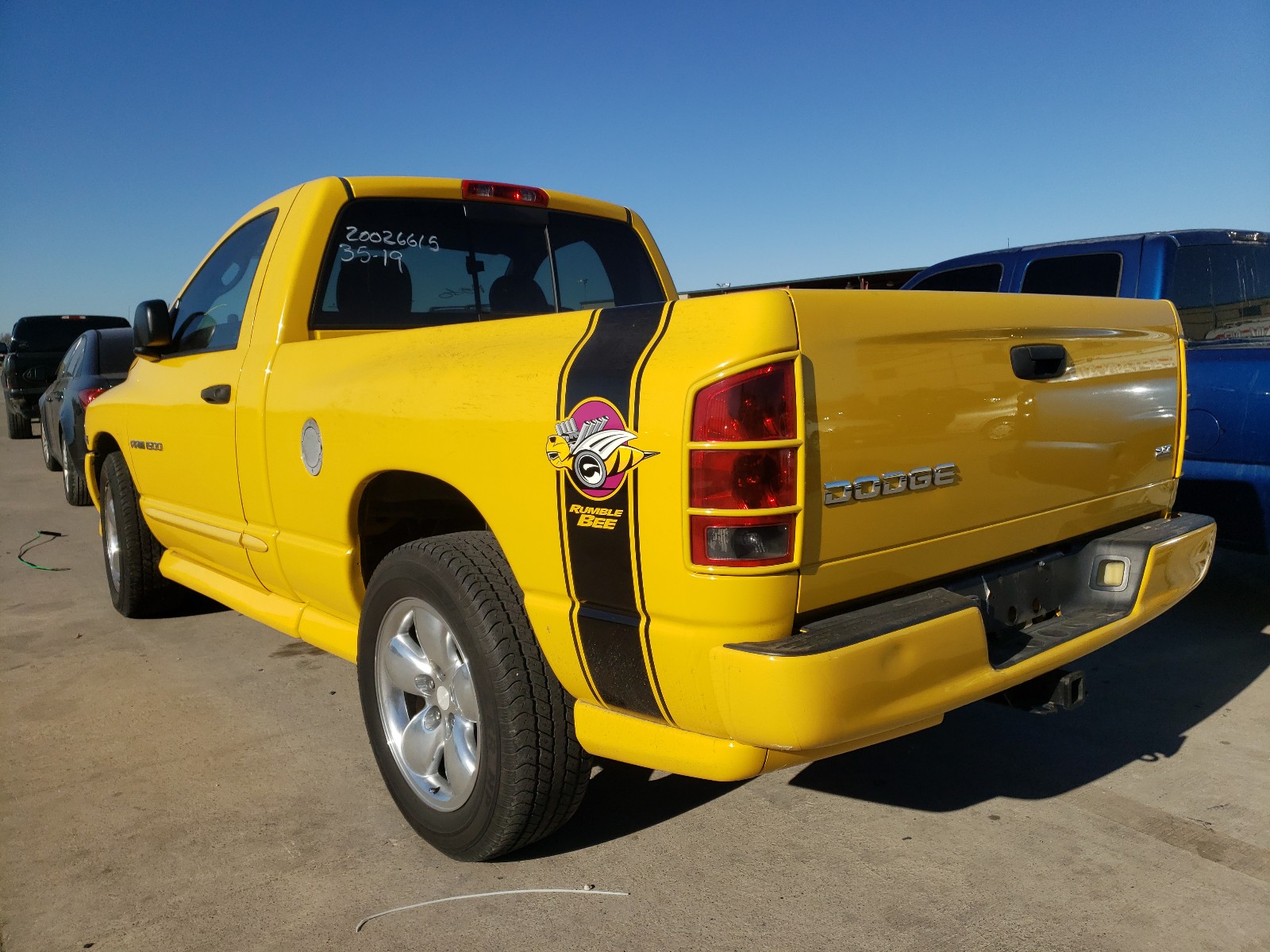 Photo 2 VIN: 1D7HA16DX4J256202 - DODGE RAM 1500 S 