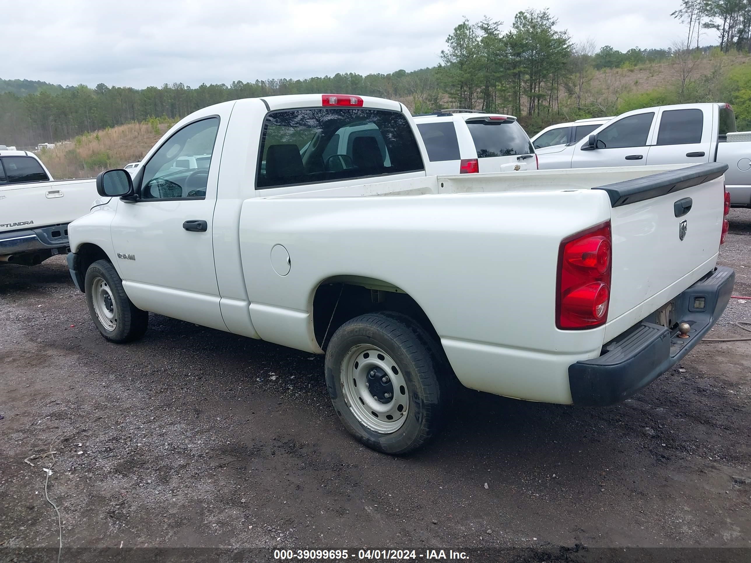 Photo 2 VIN: 1D7HA16K68J176755 - DODGE RAM 