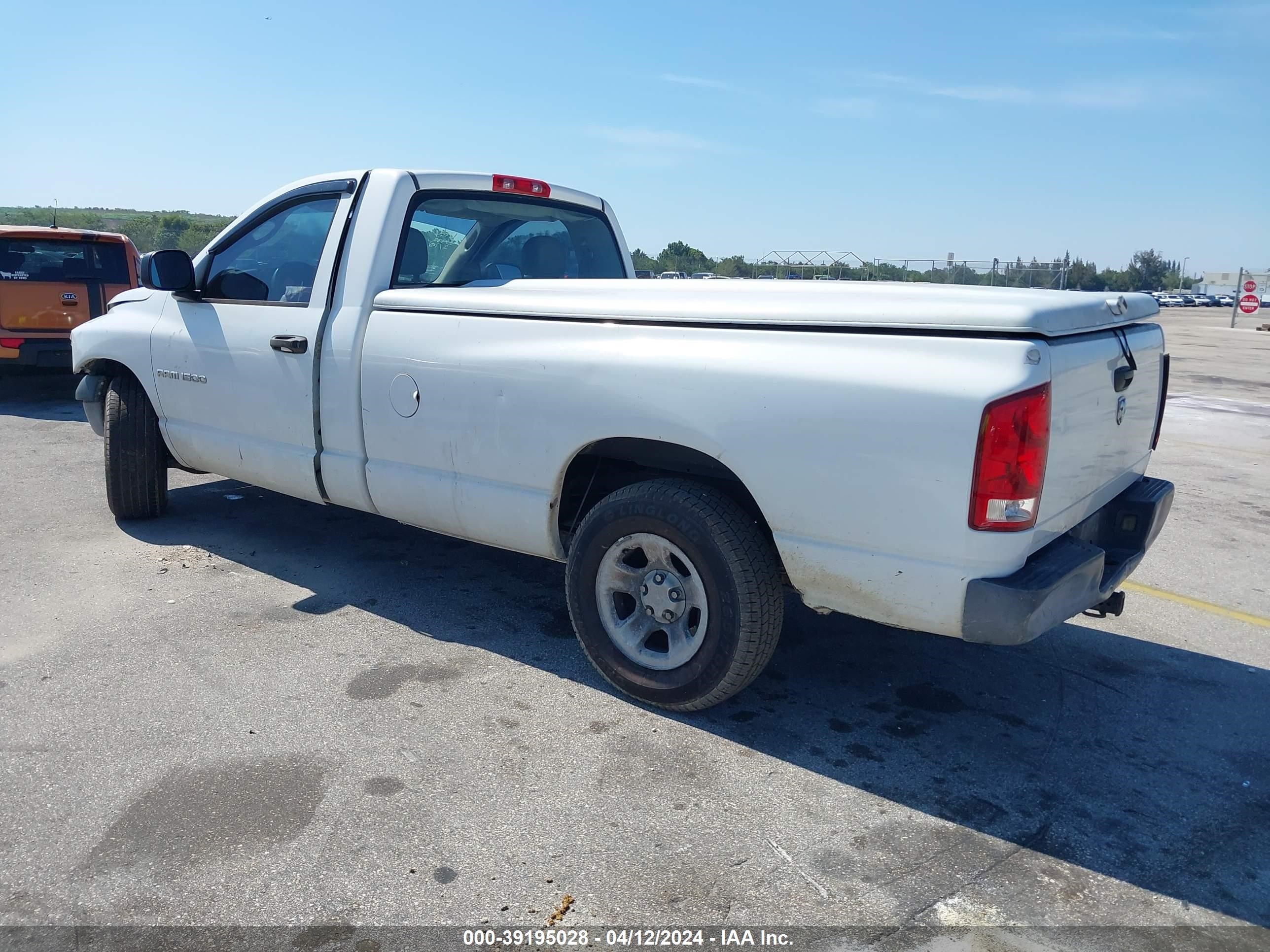 Photo 2 VIN: 1D7HA16K85J546843 - DODGE RAM 