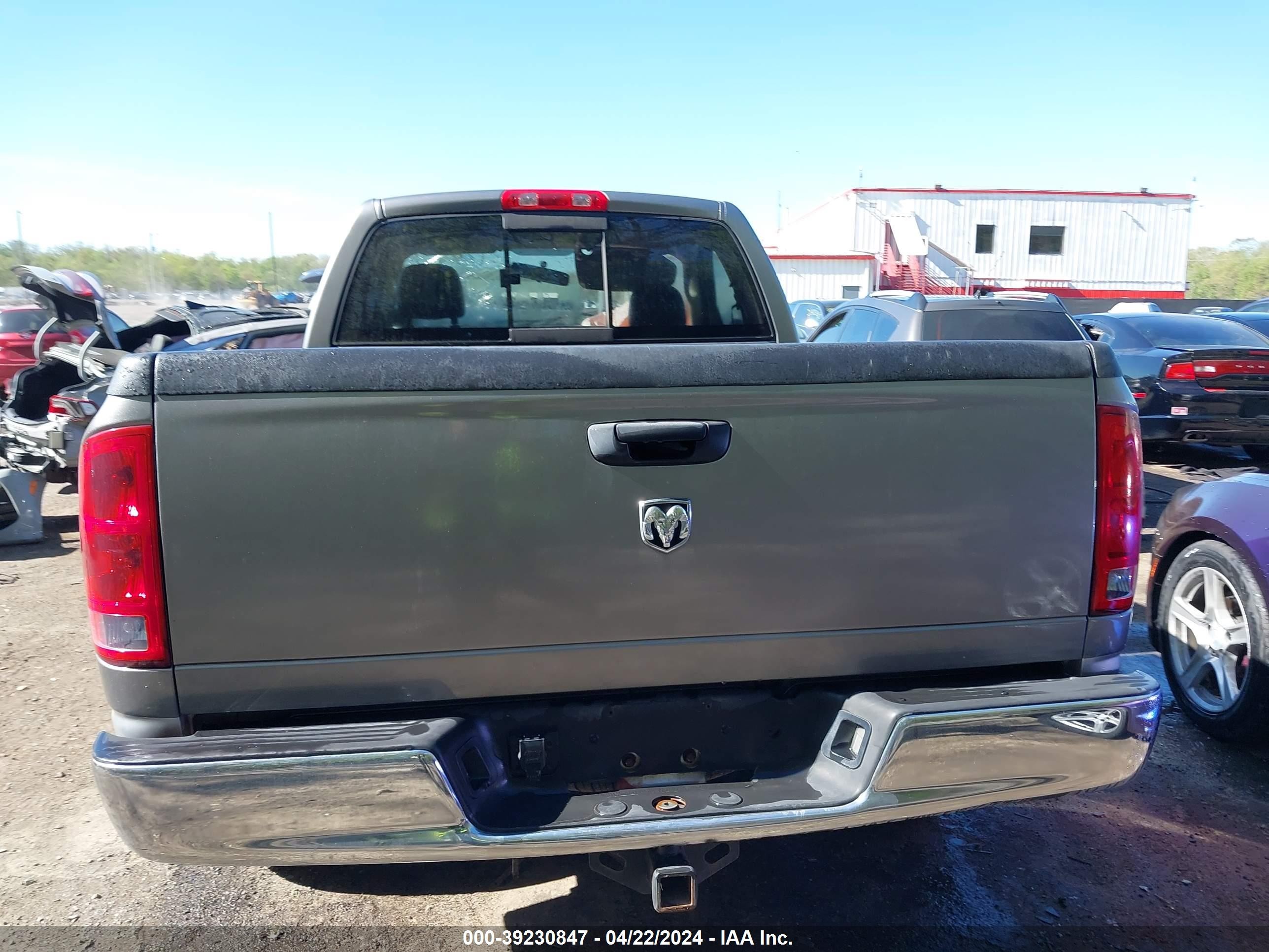 Photo 14 VIN: 1D7HA16KX5J515450 - DODGE RAM 