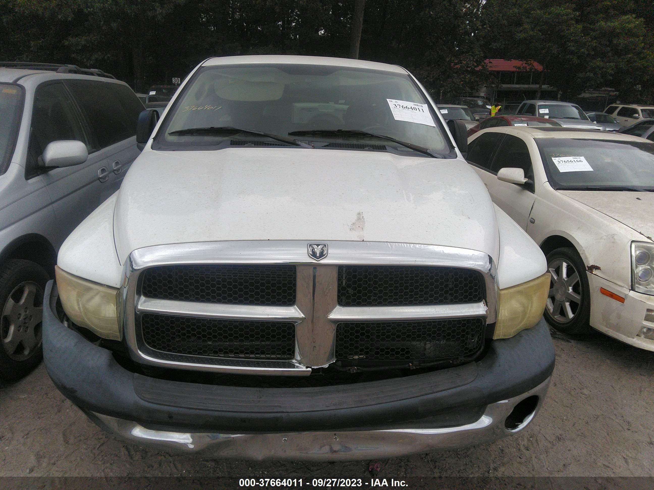 Photo 5 VIN: 1D7HA16N03J644773 - DODGE RAM 