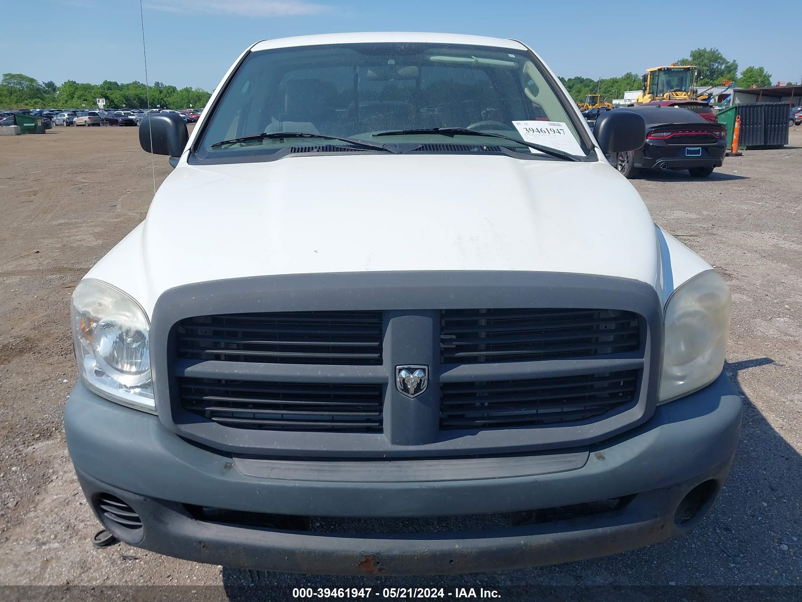 Photo 5 VIN: 1D7HA16N18J150350 - DODGE RAM 