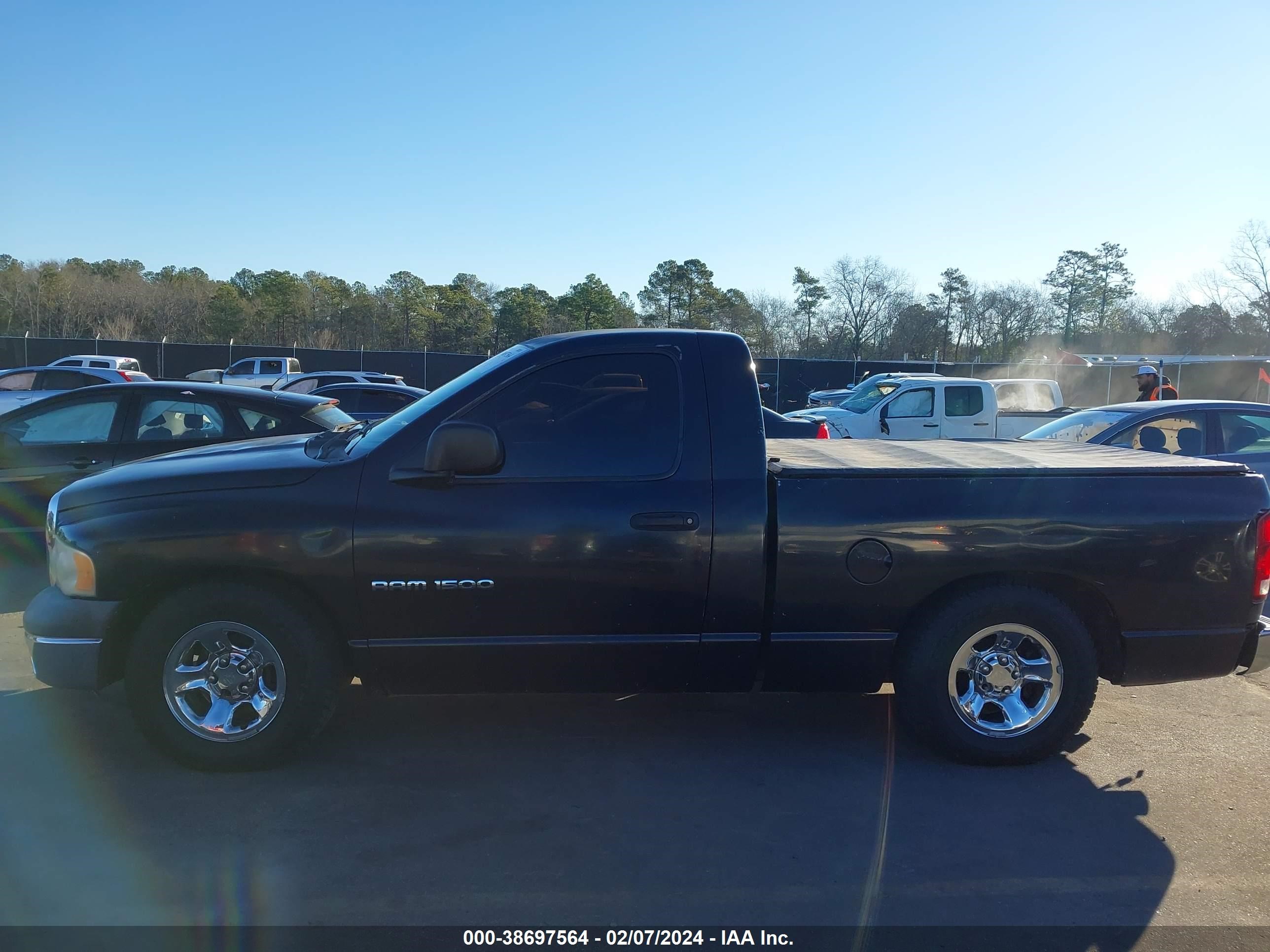 Photo 13 VIN: 1D7HA16N22J147447 - DODGE RAM 