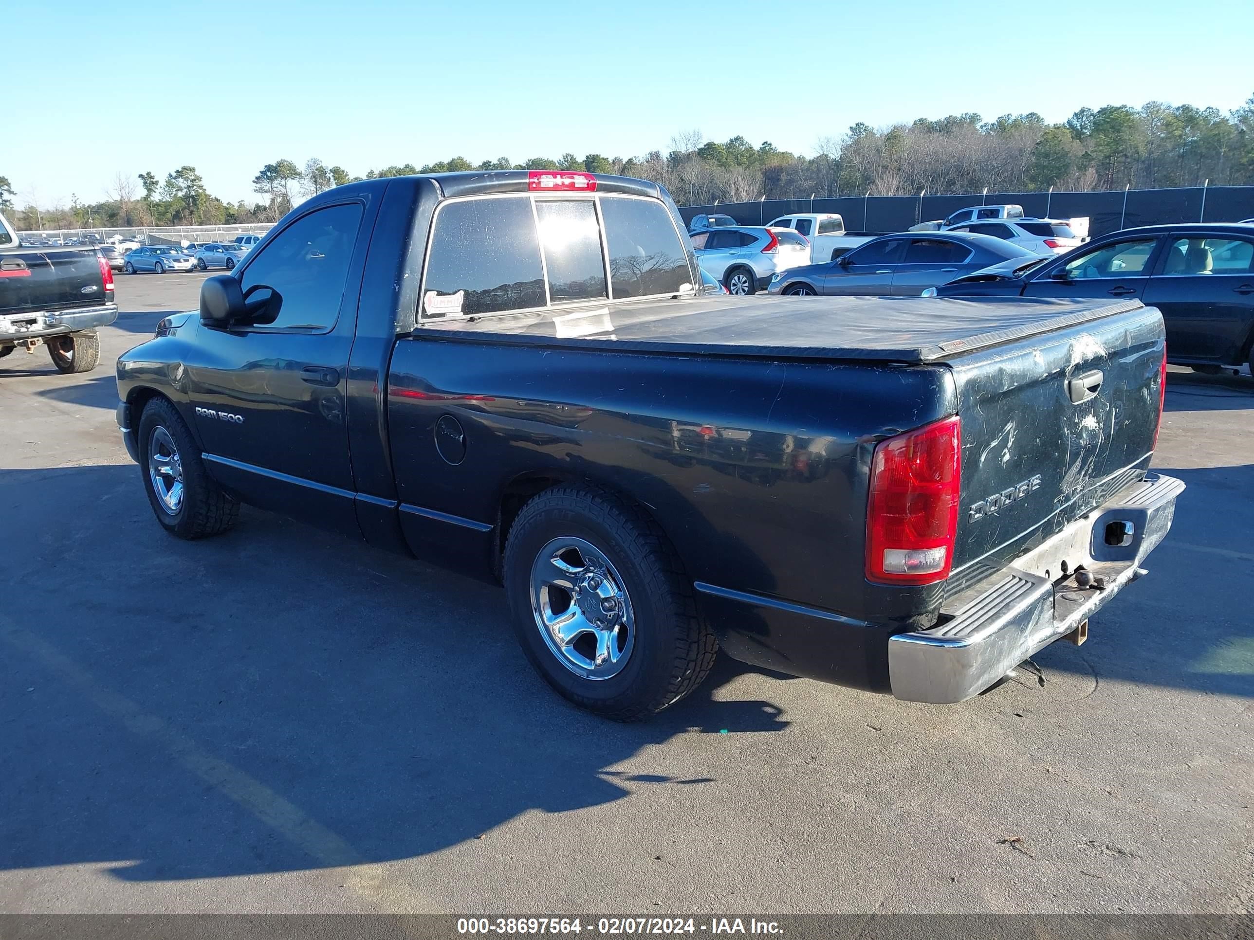 Photo 2 VIN: 1D7HA16N22J147447 - DODGE RAM 