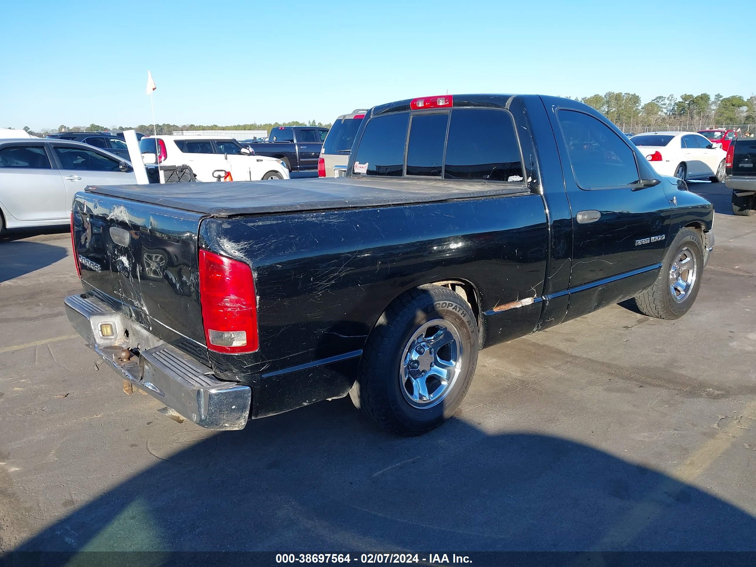 Photo 3 VIN: 1D7HA16N22J147447 - DODGE RAM 