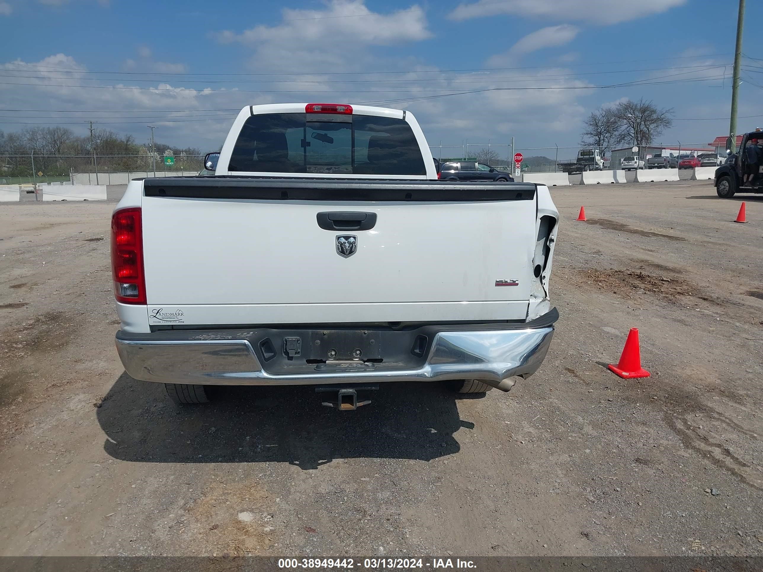 Photo 11 VIN: 1D7HA16N26J239258 - DODGE RAM 