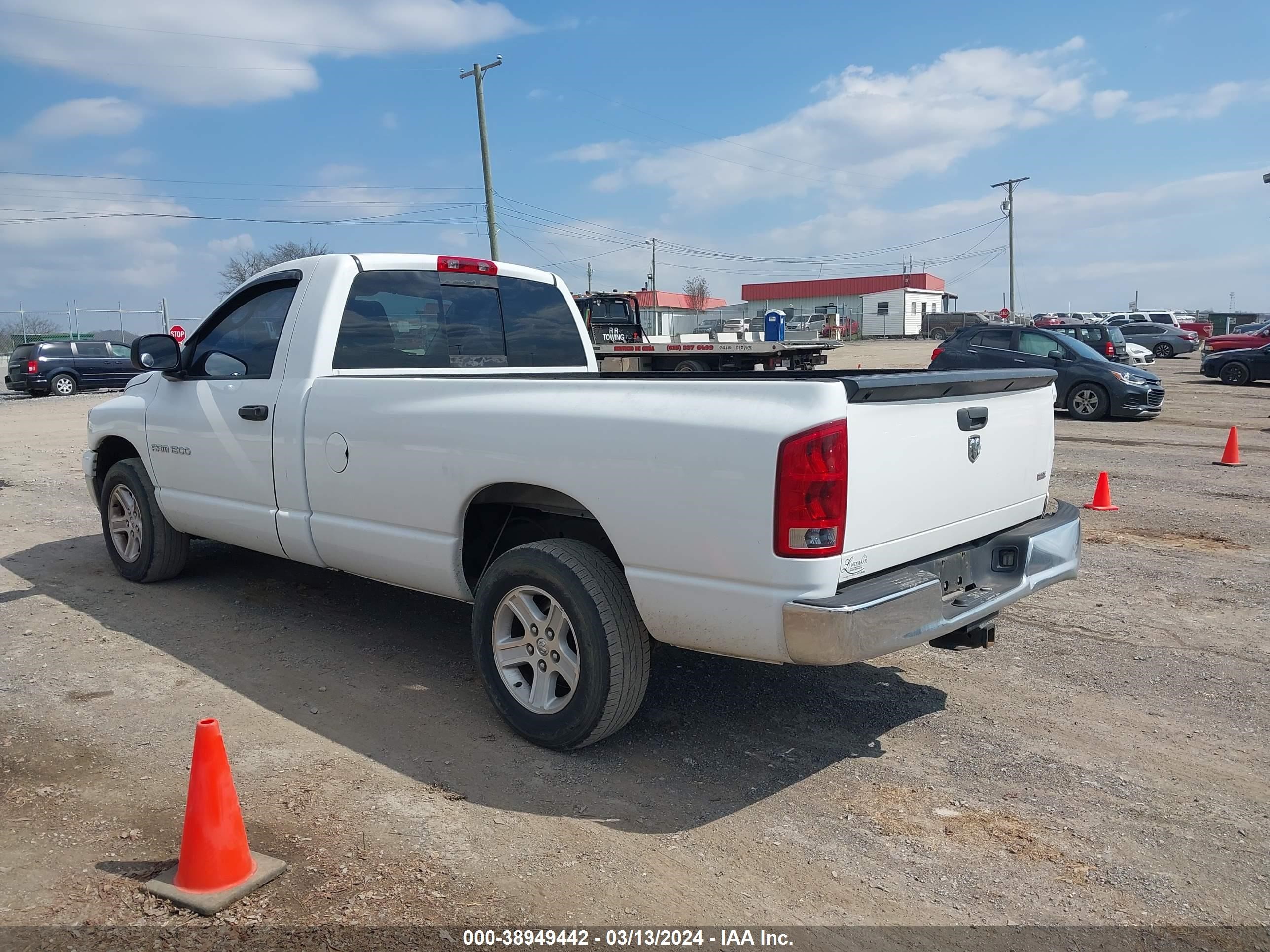 Photo 2 VIN: 1D7HA16N26J239258 - DODGE RAM 