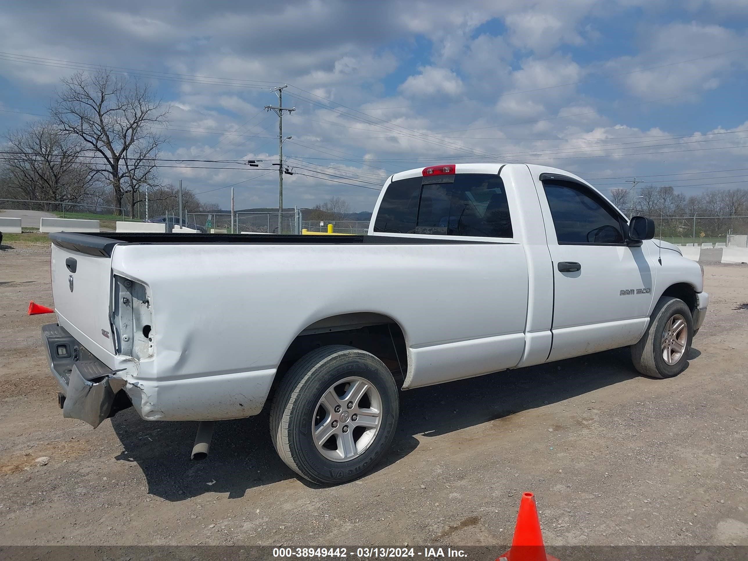 Photo 5 VIN: 1D7HA16N26J239258 - DODGE RAM 