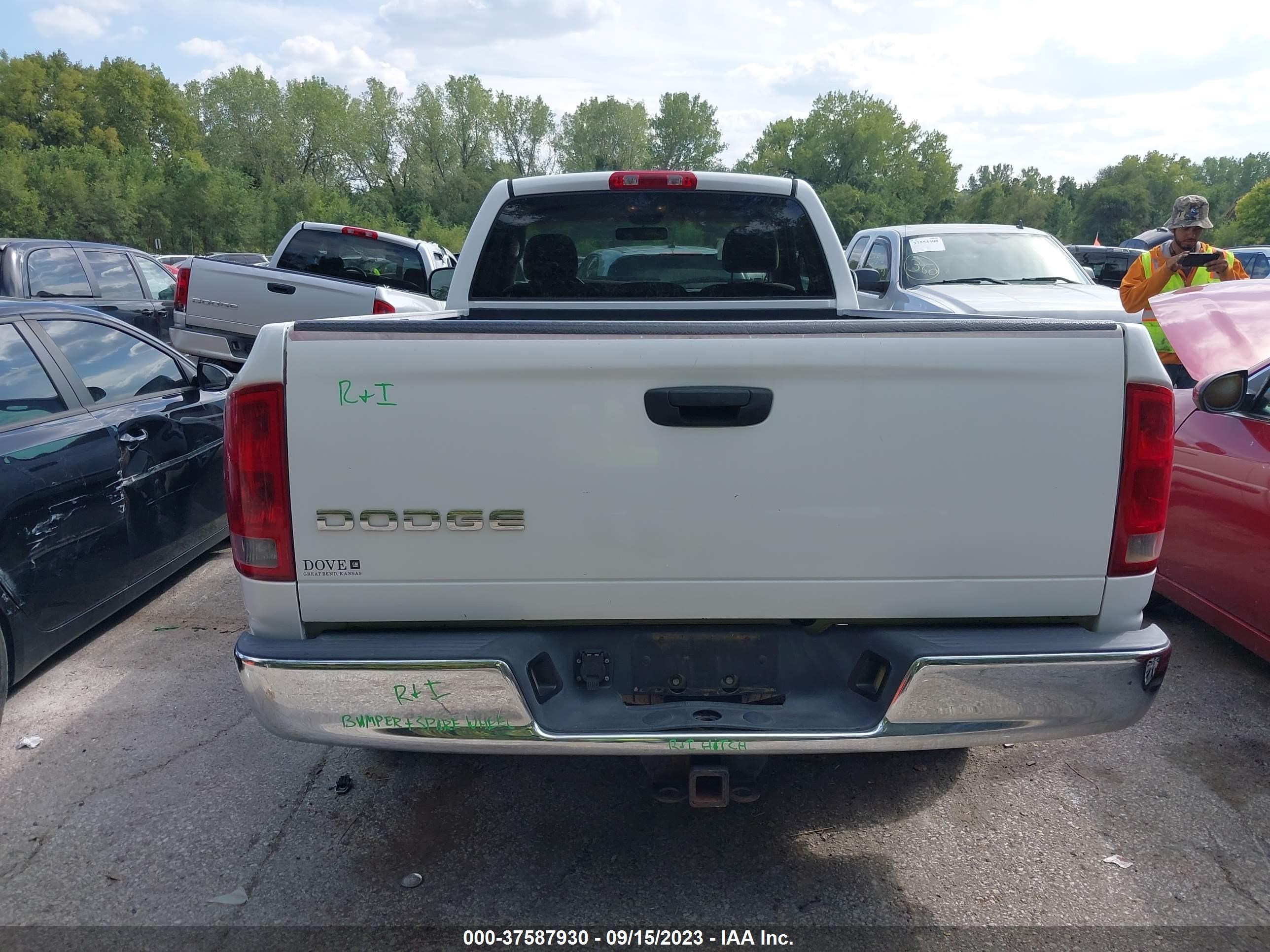 Photo 15 VIN: 1D7HA16N52J128374 - DODGE RAM 