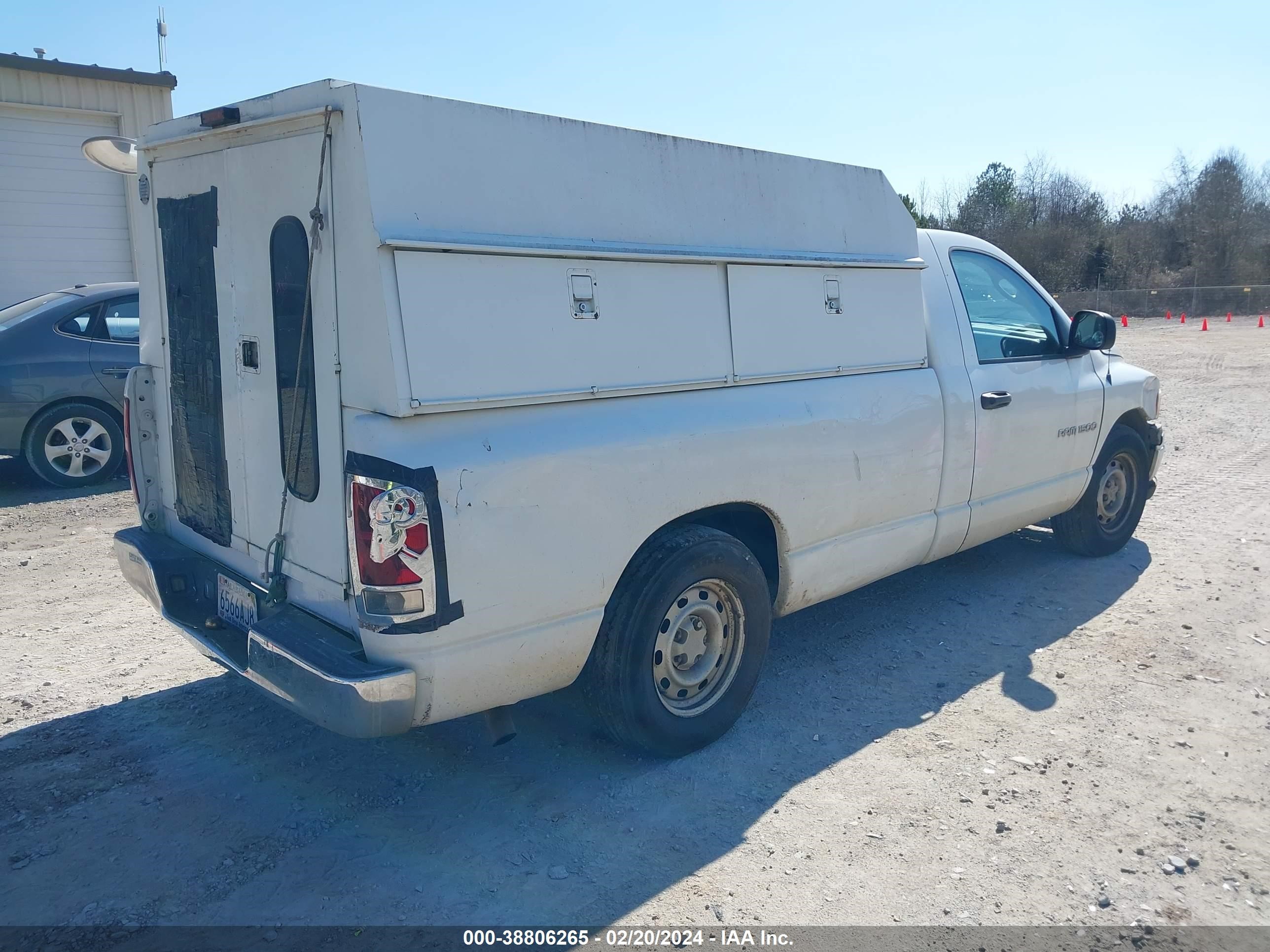 Photo 3 VIN: 1D7HA16N94J277499 - DODGE RAM 