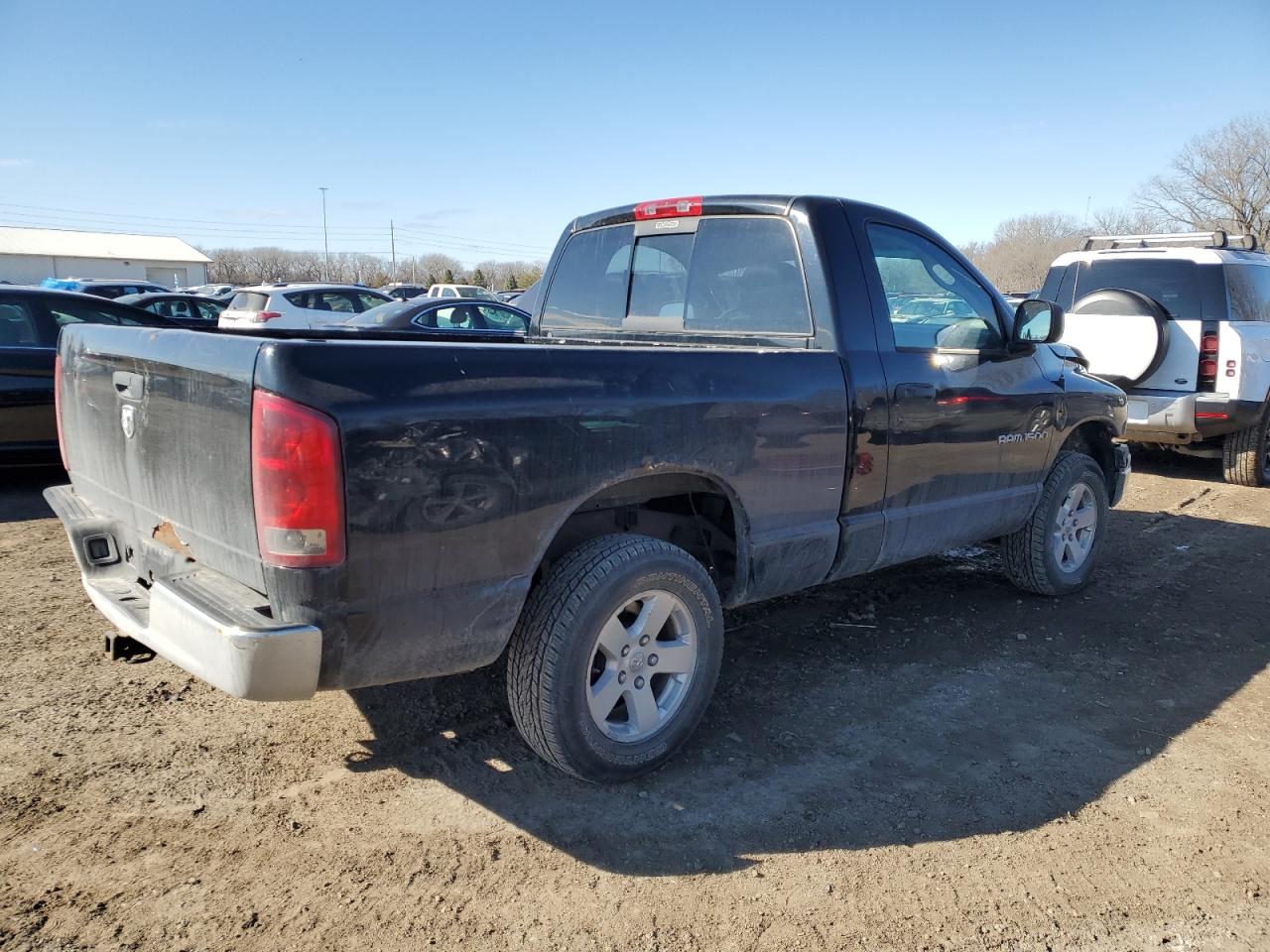 Photo 2 VIN: 1D7HA16NX5J633878 - DODGE RAM 