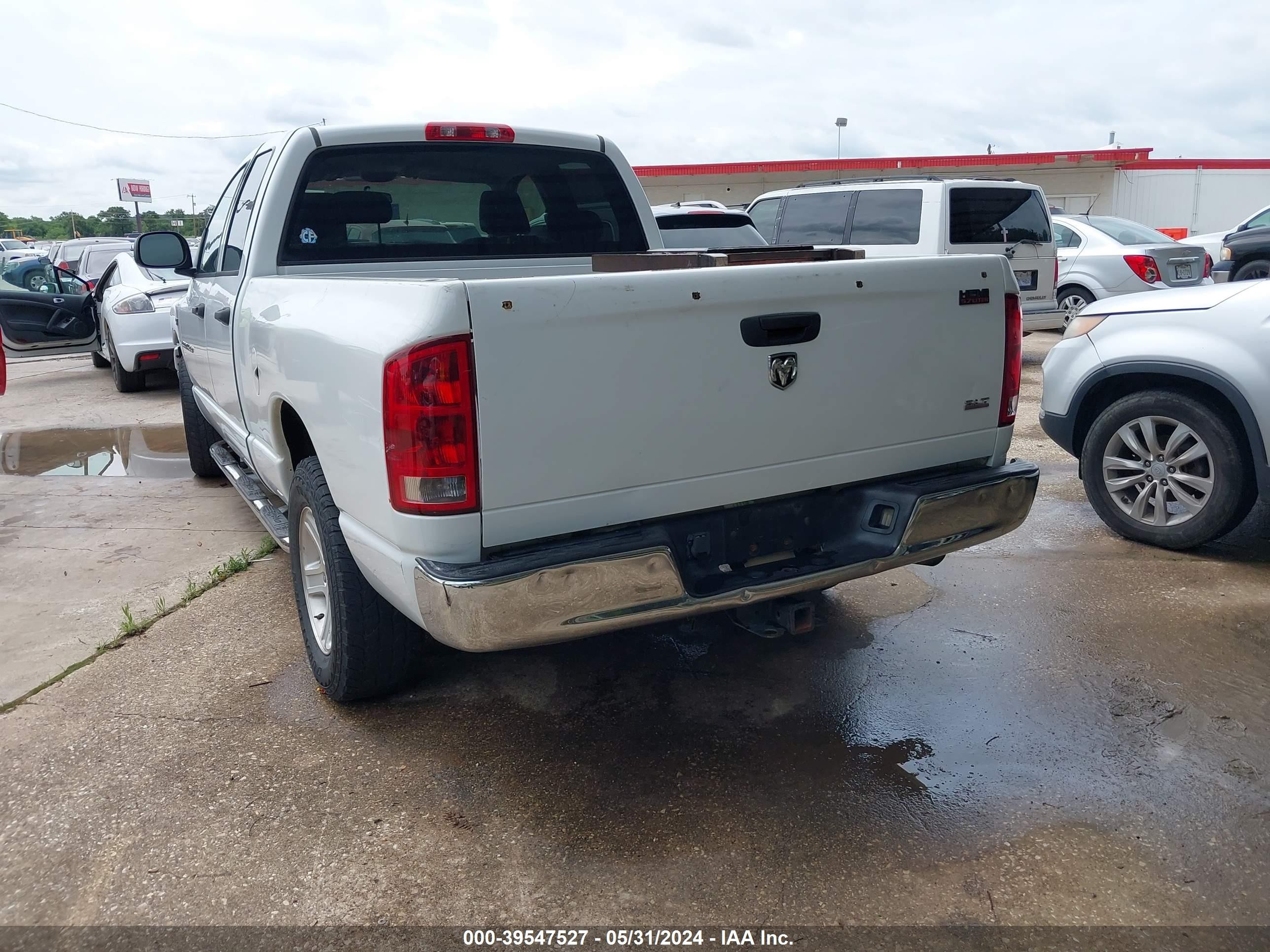 Photo 2 VIN: 1D7HA18206S563550 - DODGE RAM 