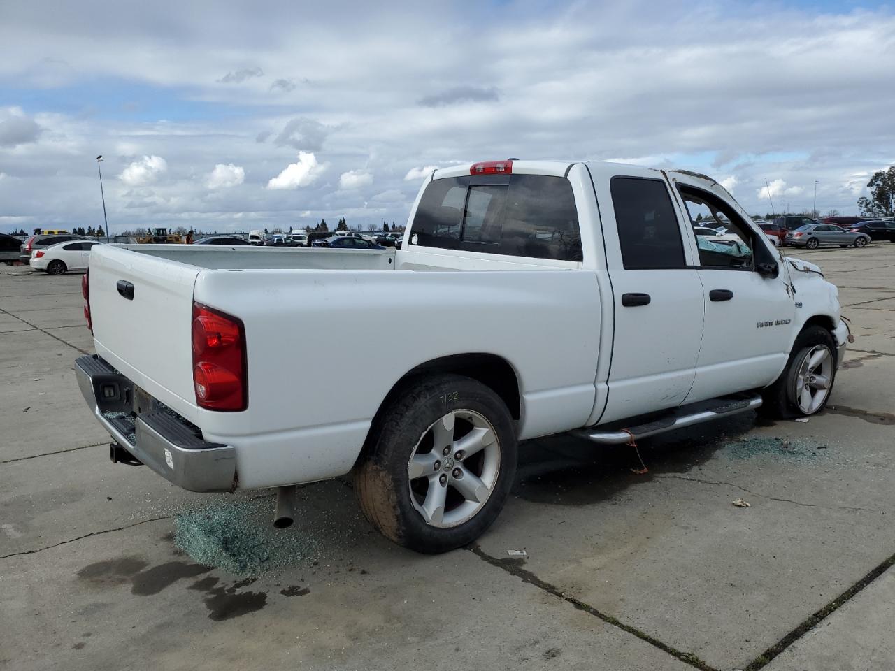 Photo 2 VIN: 1D7HA18207S230511 - DODGE RAM 