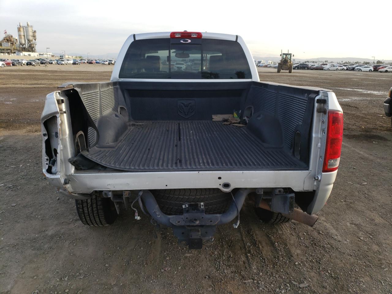 Photo 5 VIN: 1D7HA18216S624971 - DODGE RAM 