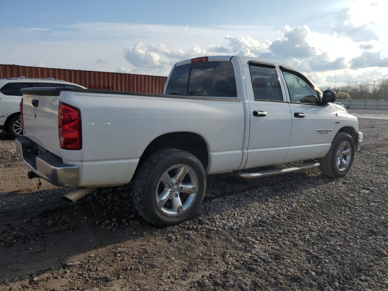 Photo 2 VIN: 1D7HA18227S226329 - DODGE RAM 