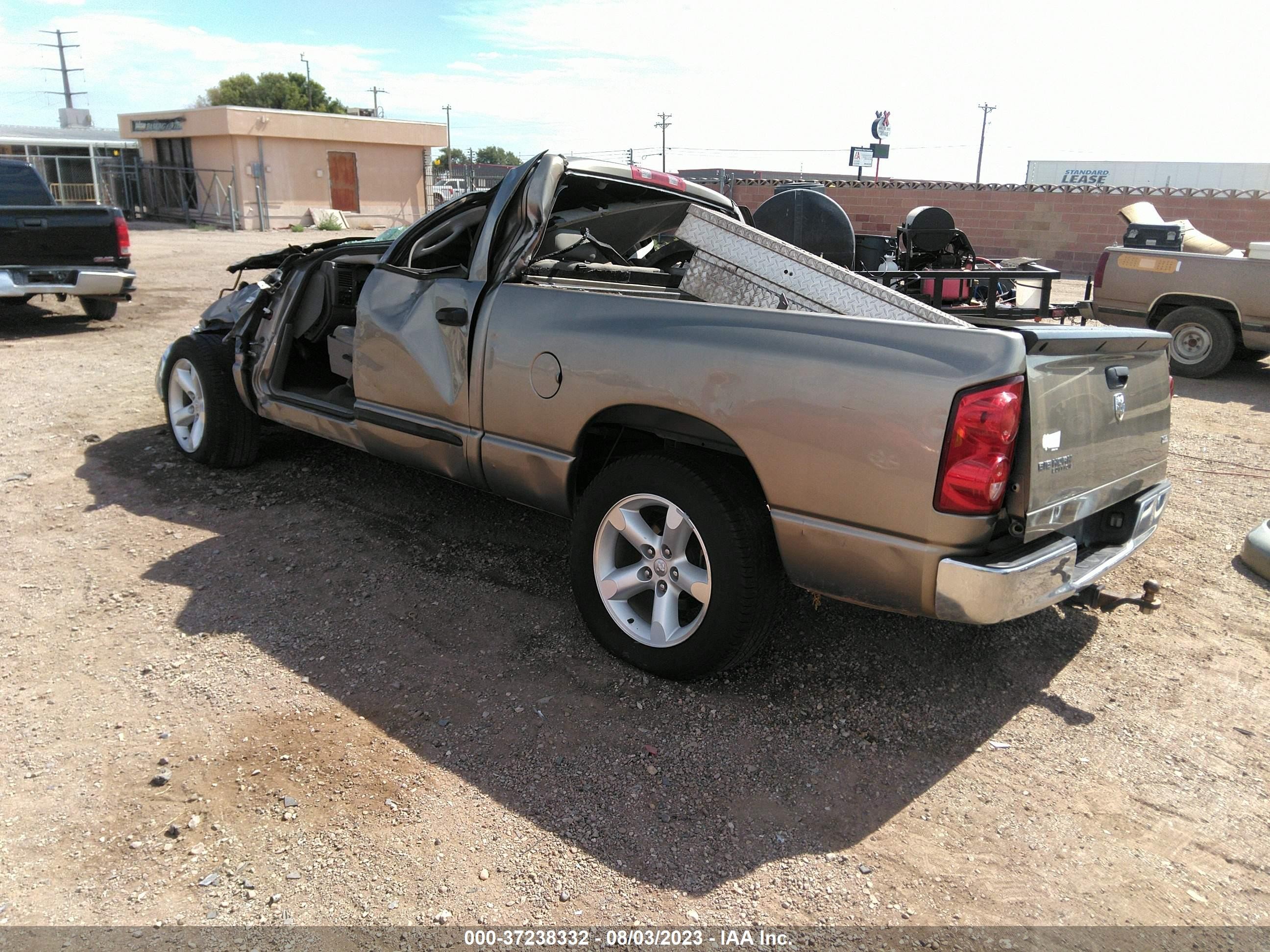 Photo 2 VIN: 1D7HA18237J514446 - DODGE RAM 