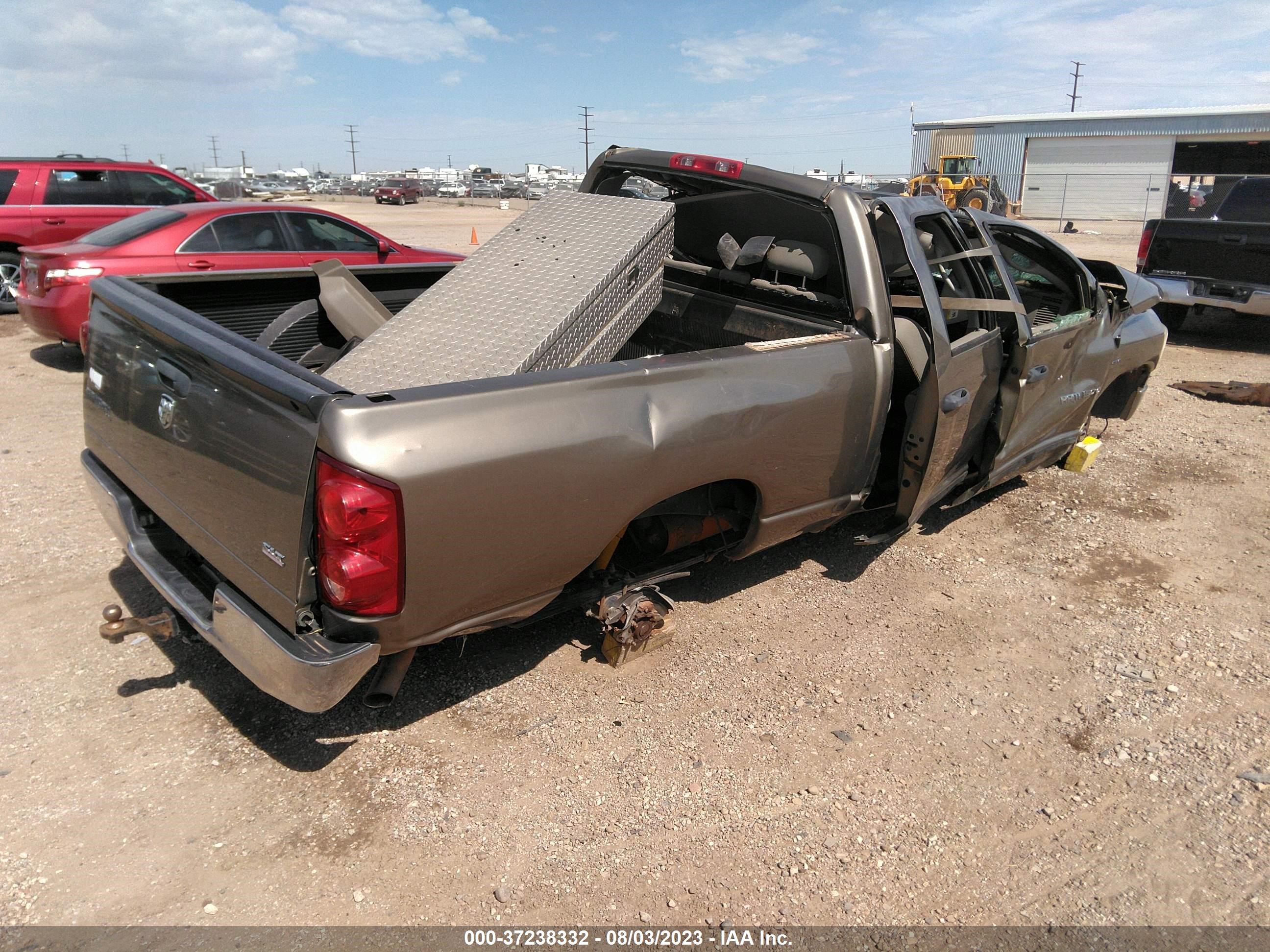 Photo 3 VIN: 1D7HA18237J514446 - DODGE RAM 