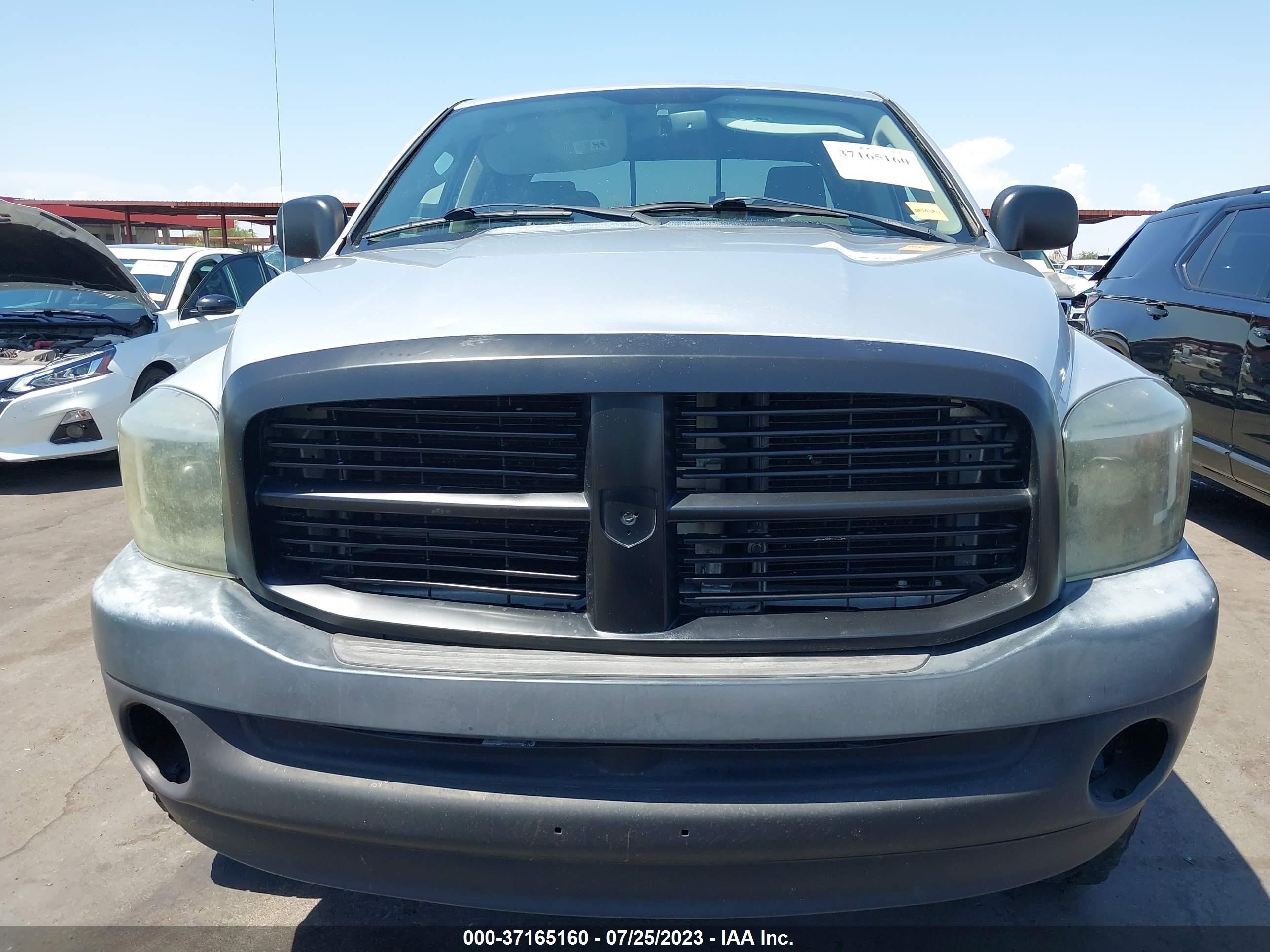 Photo 10 VIN: 1D7HA18237S219101 - DODGE RAM 