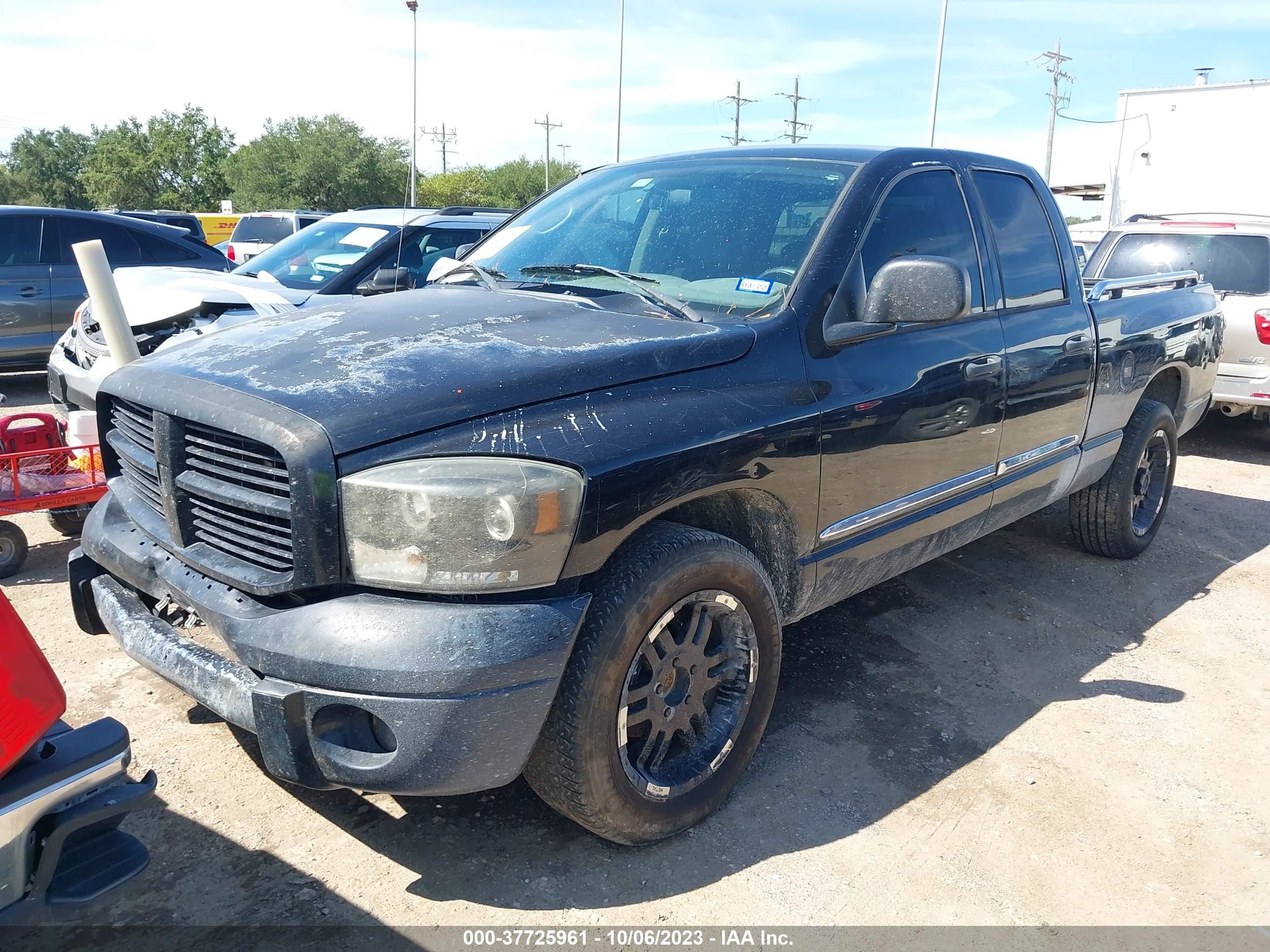 Photo 2 VIN: 1D7HA18238S599722 - DODGE RAM 