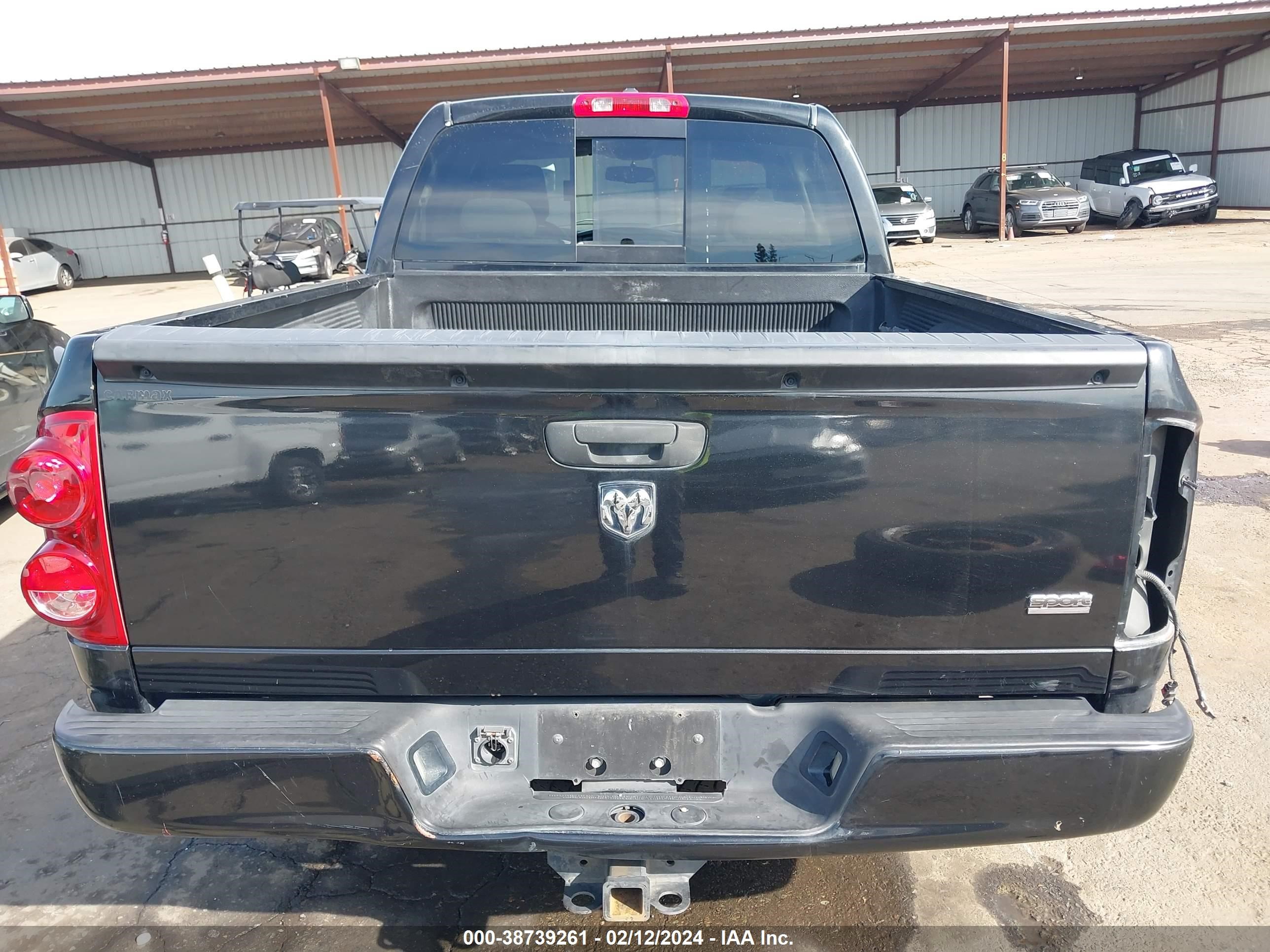 Photo 16 VIN: 1D7HA18238S599834 - DODGE RAM 