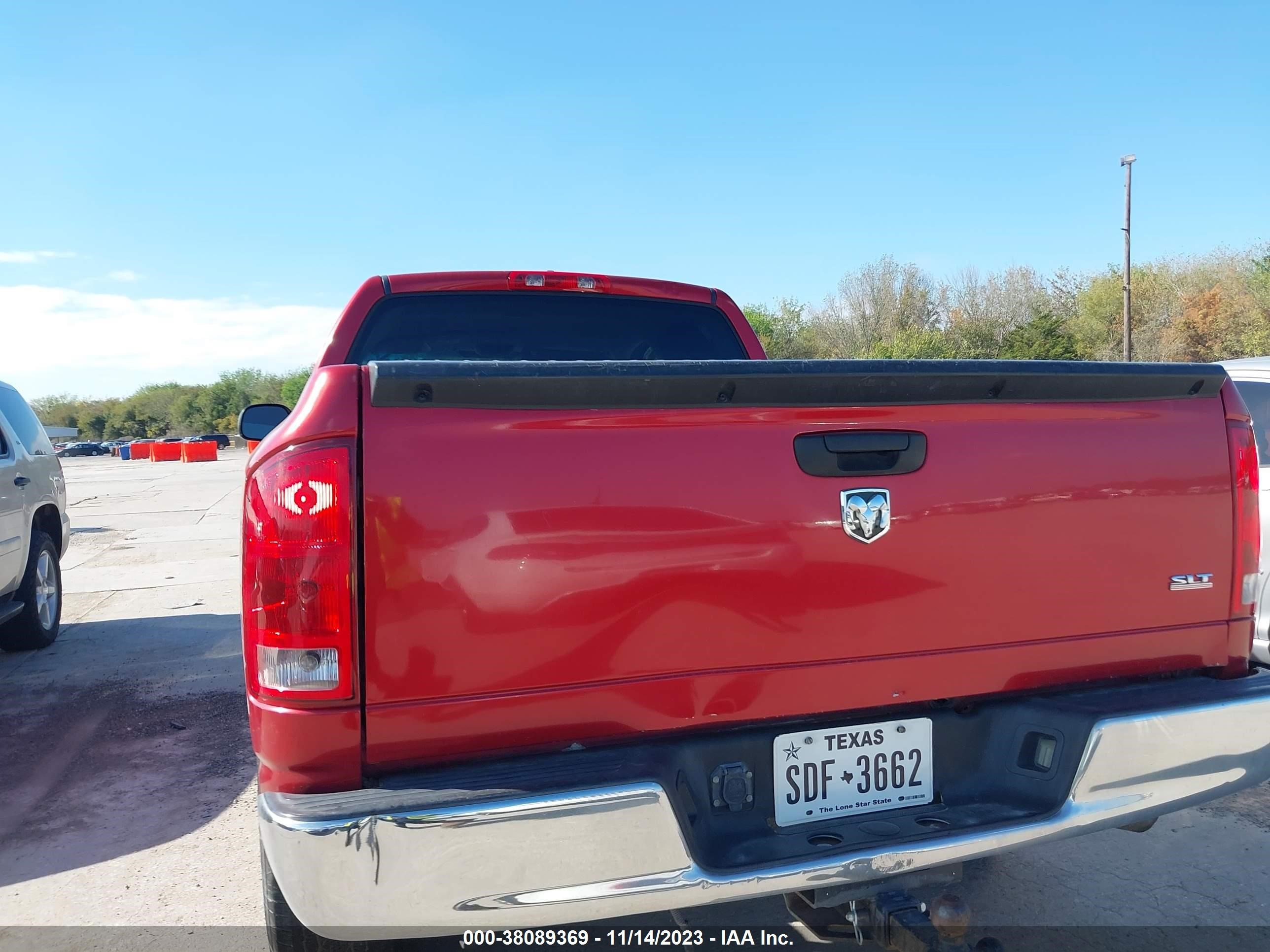 Photo 2 VIN: 1D7HA18246J157647 - DODGE RAM 