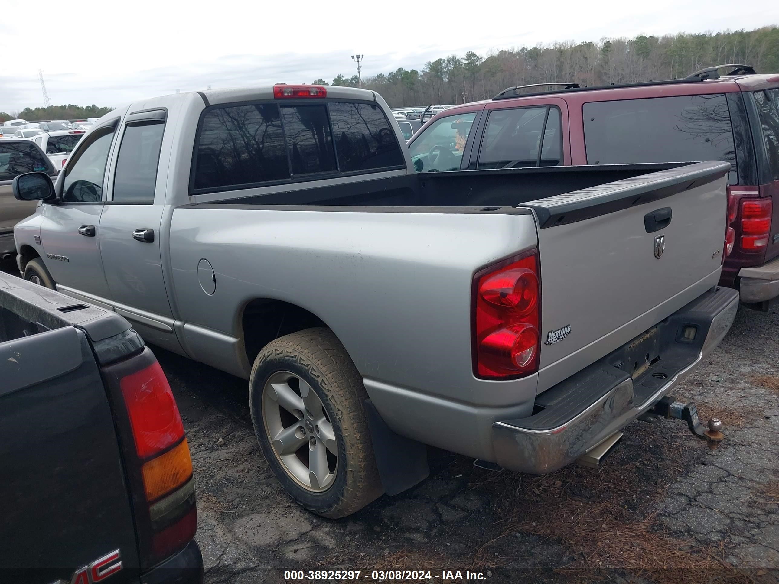 Photo 2 VIN: 1D7HA18247S166926 - DODGE RAM 