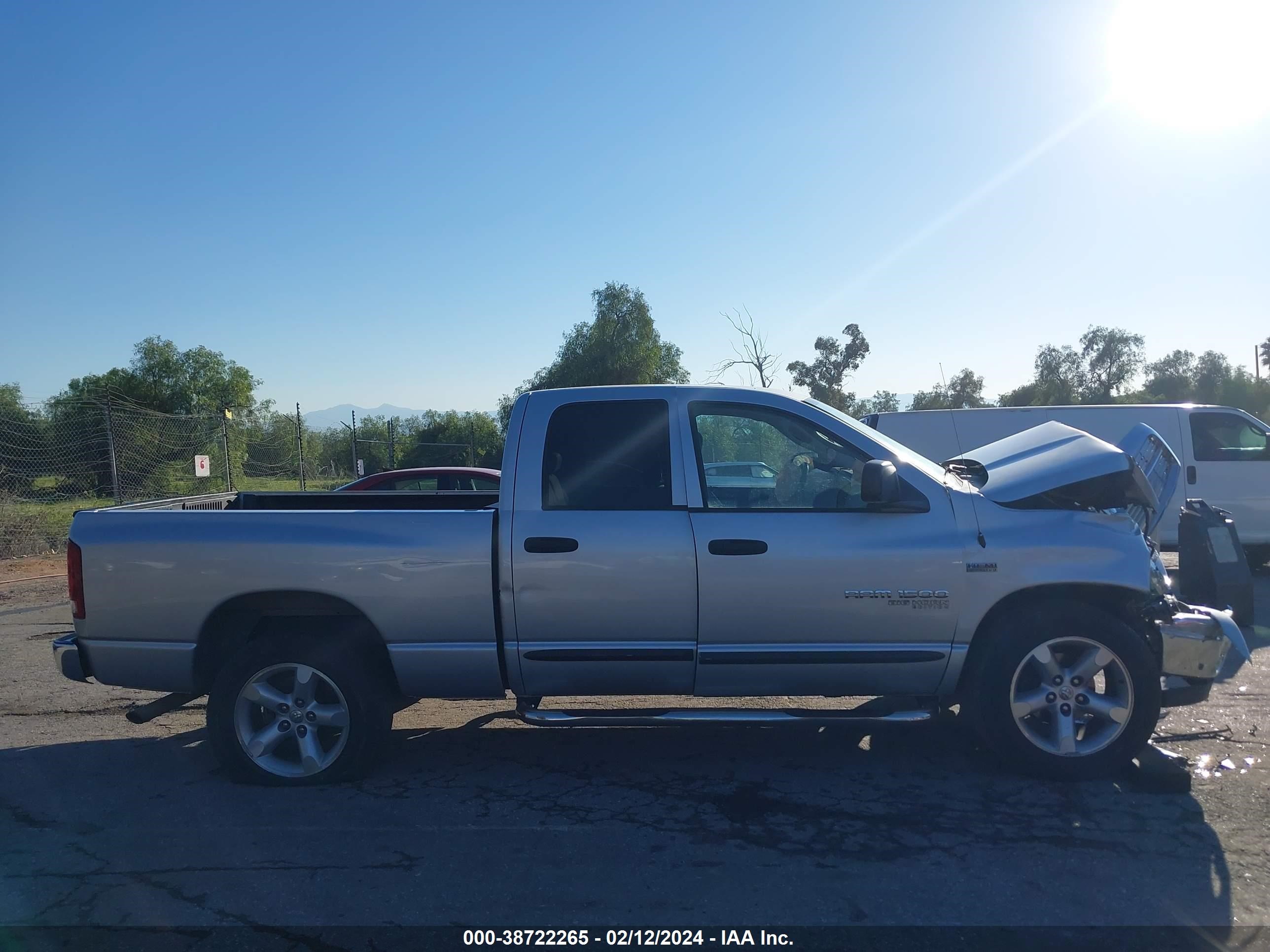 Photo 12 VIN: 1D7HA18256S661277 - DODGE RAM 