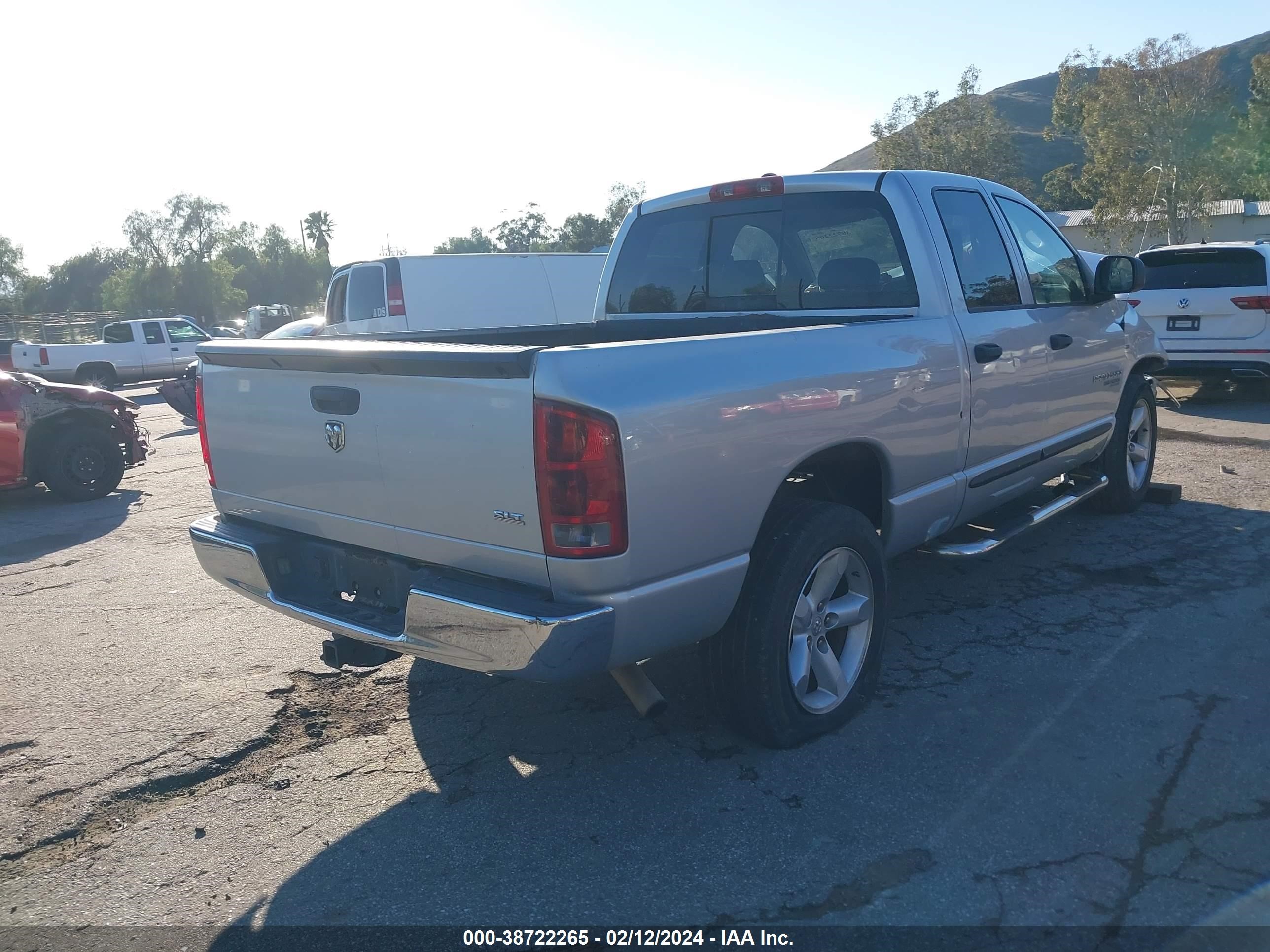 Photo 3 VIN: 1D7HA18256S661277 - DODGE RAM 